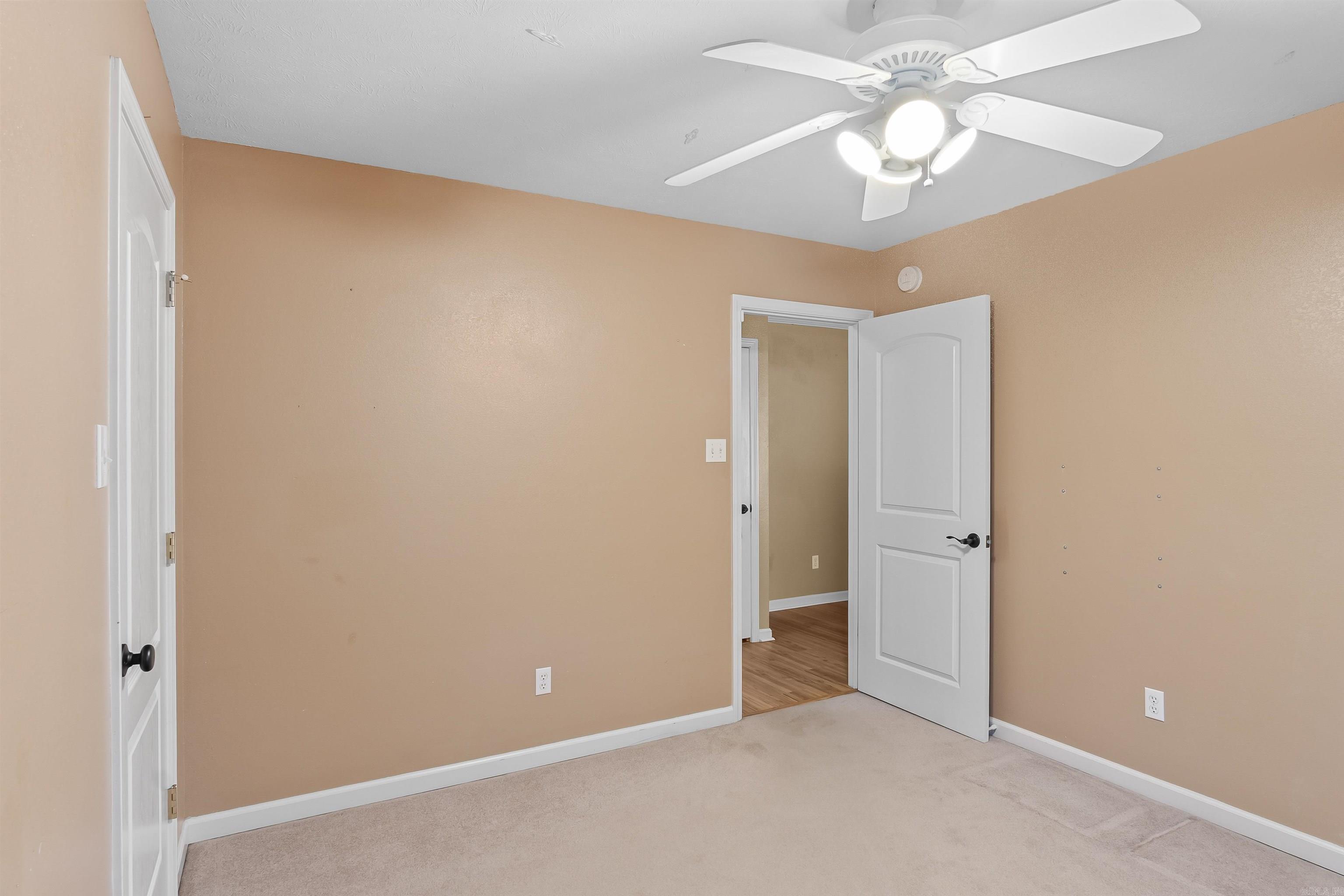 19 Buttercup Lane Property Photo 27