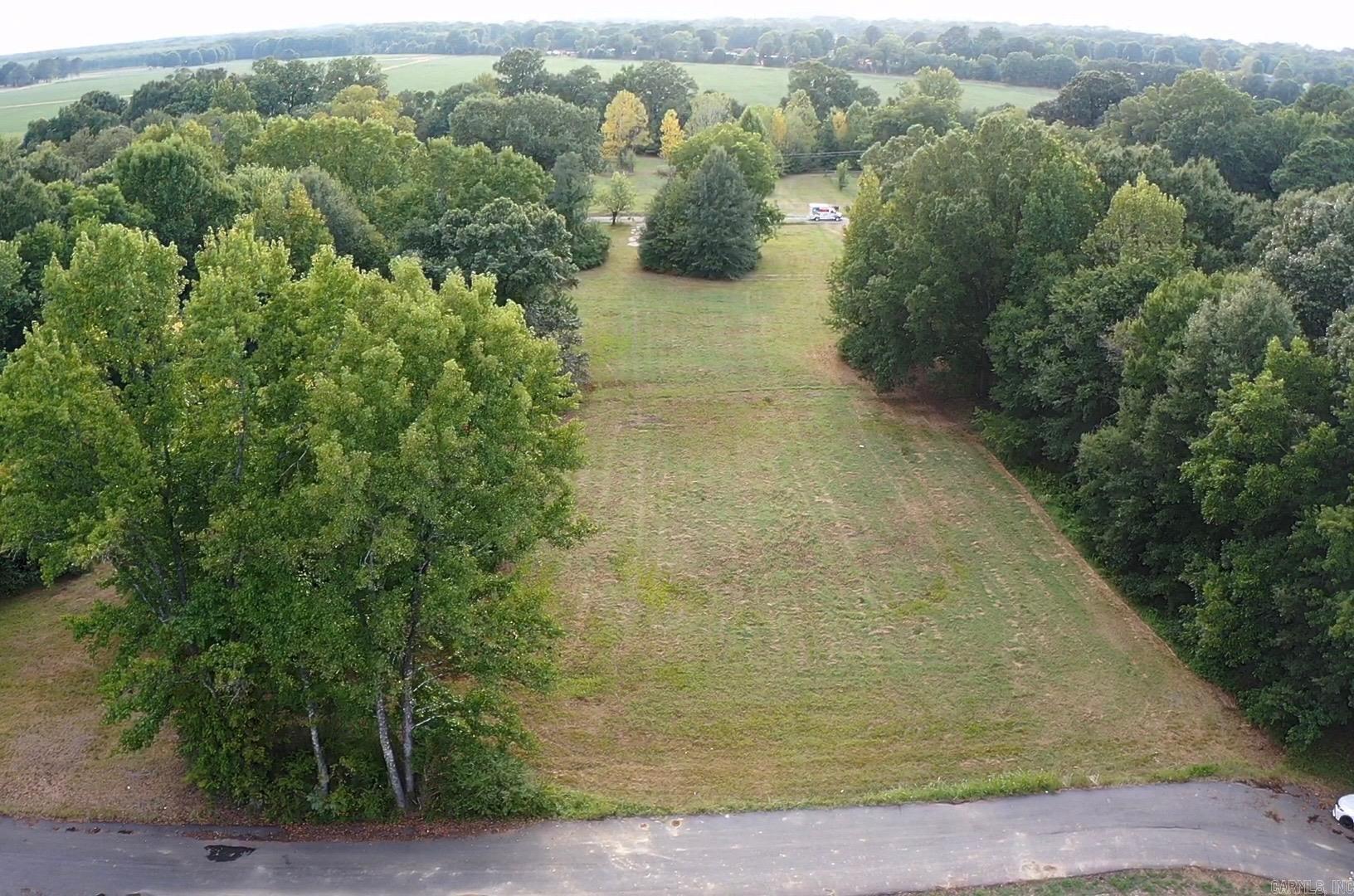 1027 Hickory Street Property Photo 2