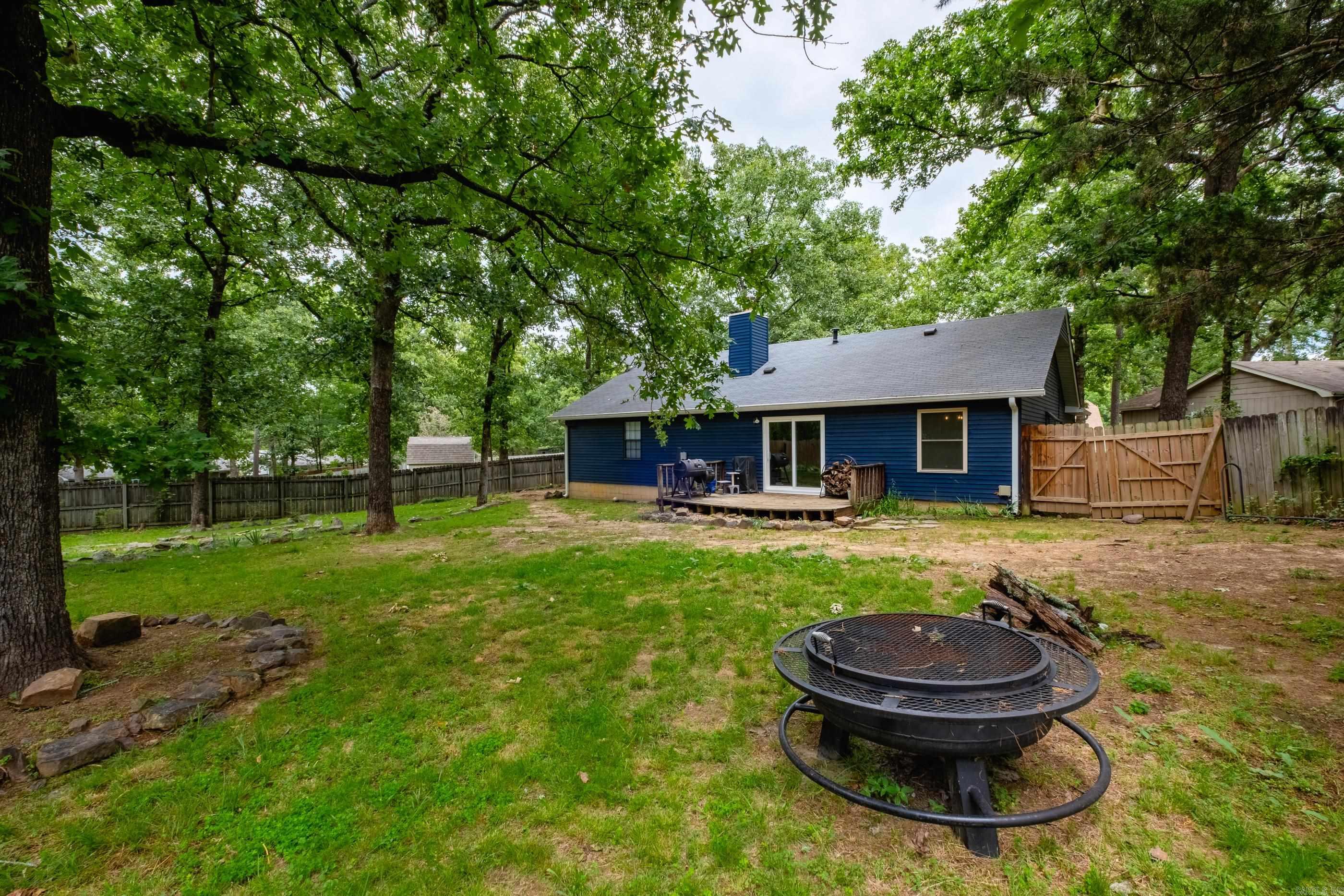4 Oak Forest Cove Property Photo 20