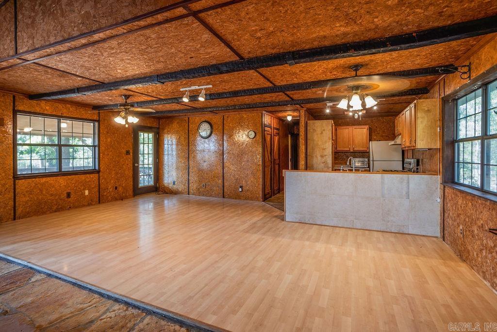 5395 N Central Avenue Property Photo 6