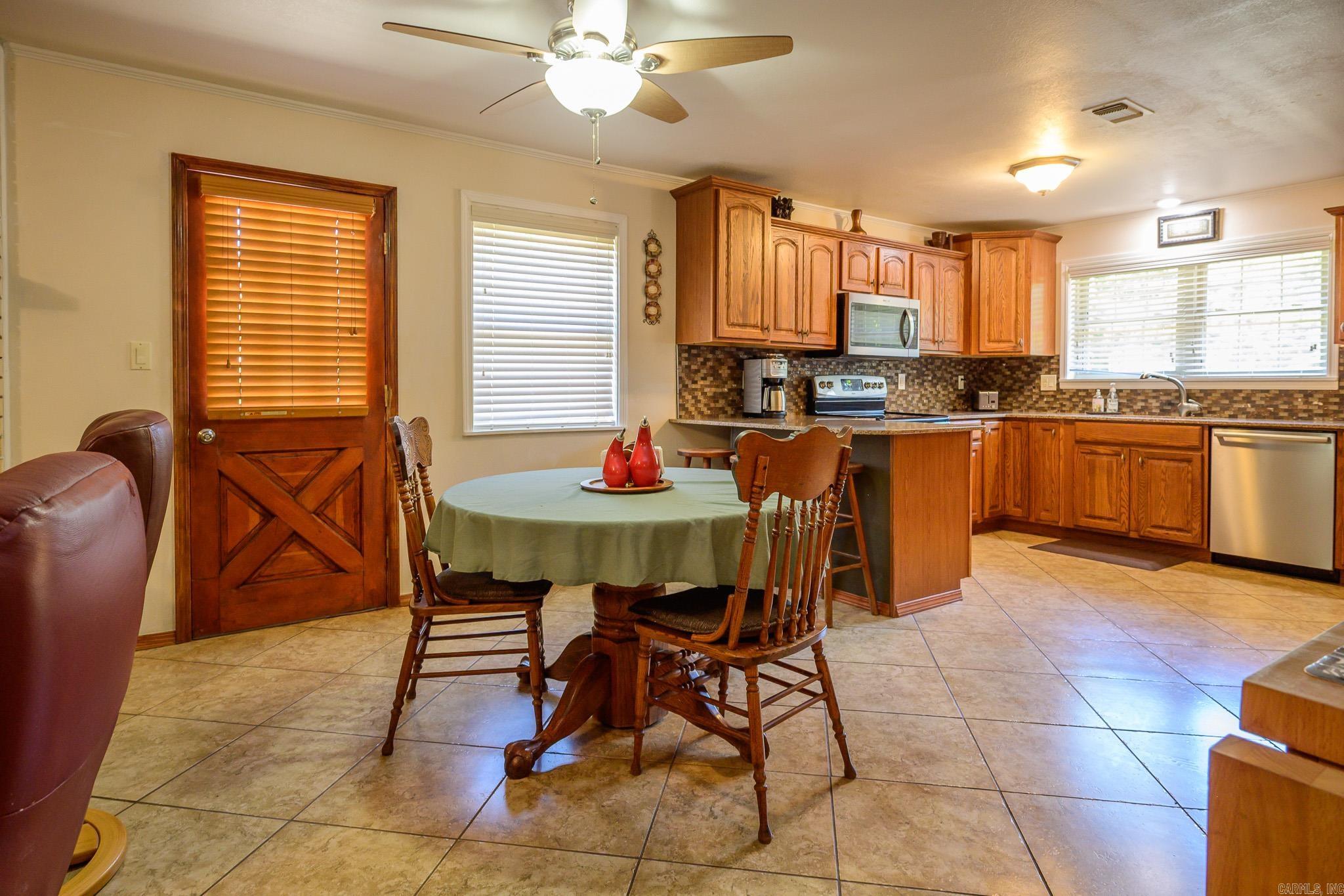 1408 West Boundary Road Property Photo 9