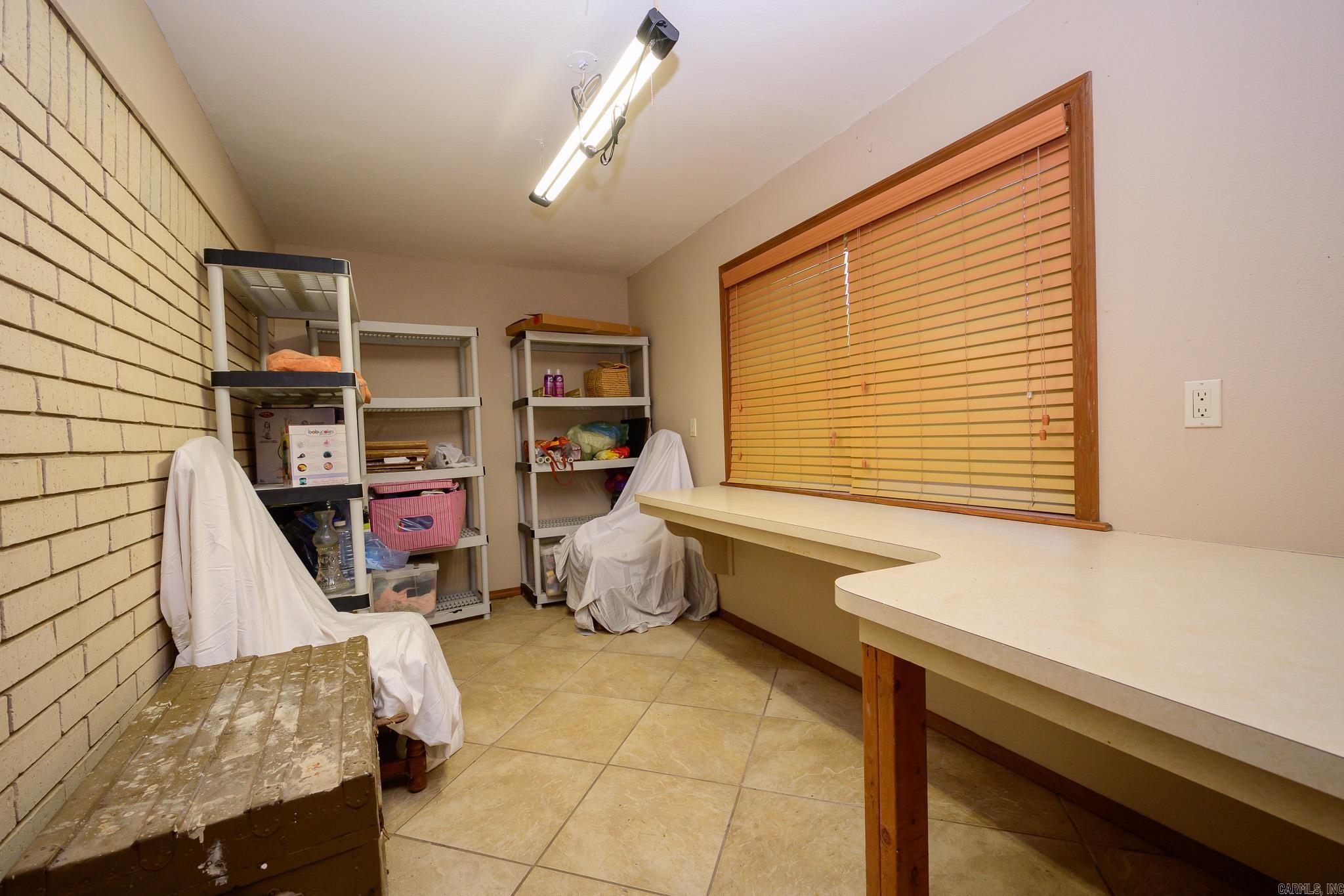 1408 West Boundary Road Property Photo 35