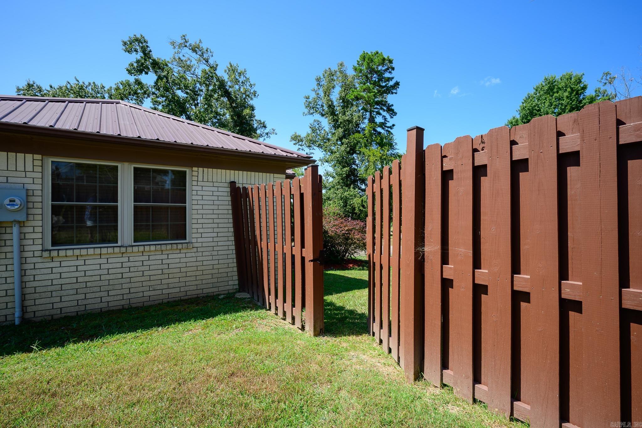 1408 West Boundary Road Property Photo 40