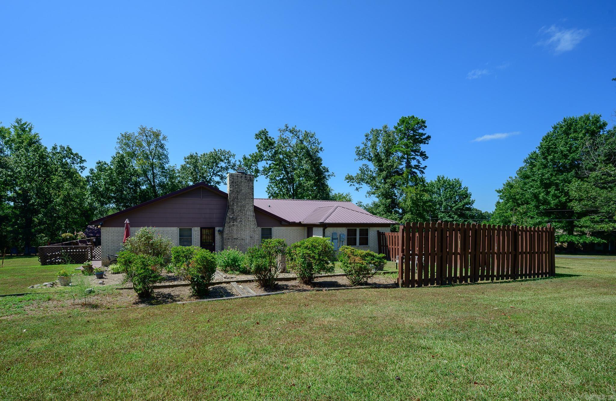 1408 West Boundary Road Property Photo 44