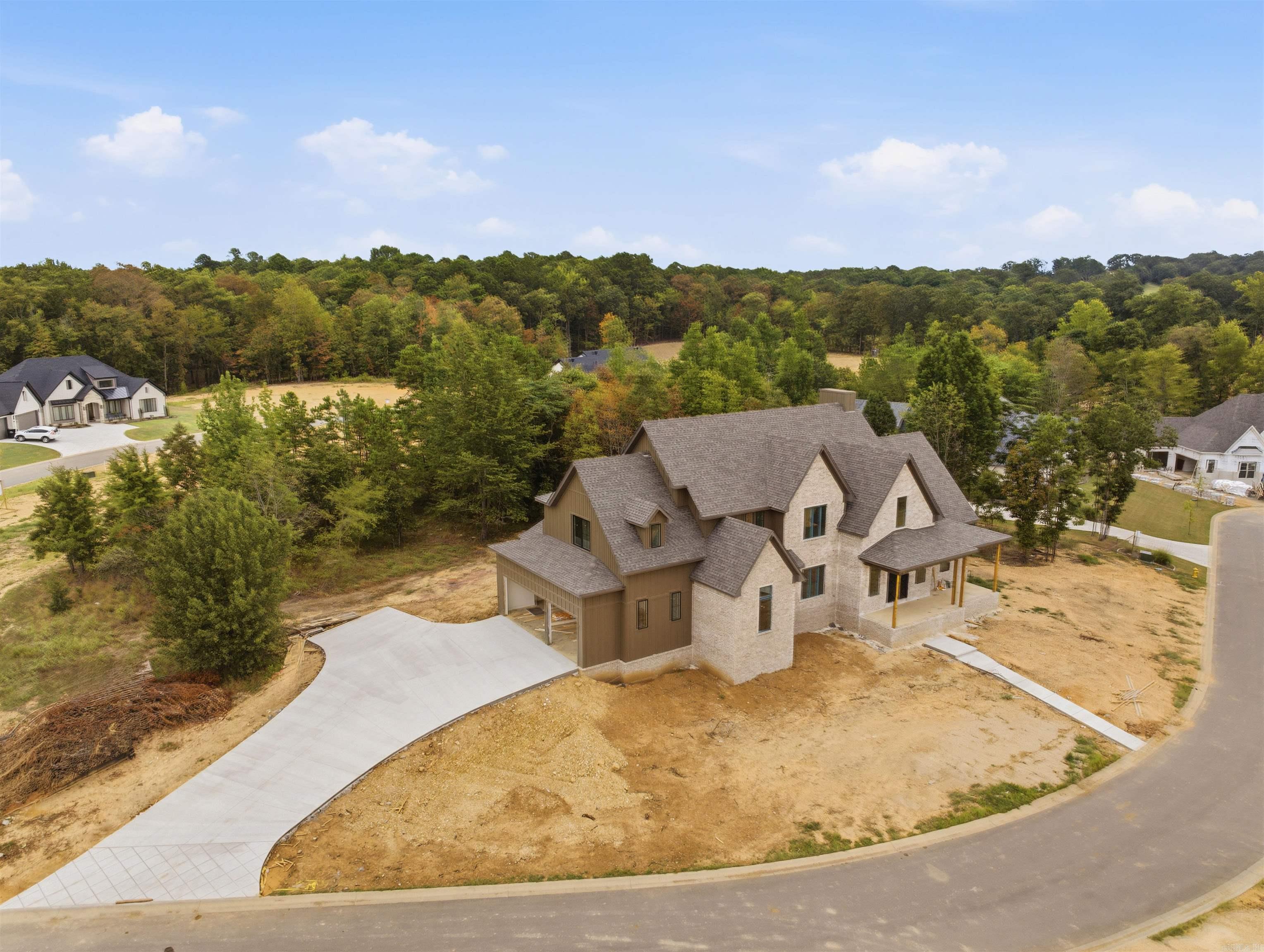 904 Cimarron Cove Property Photo 2