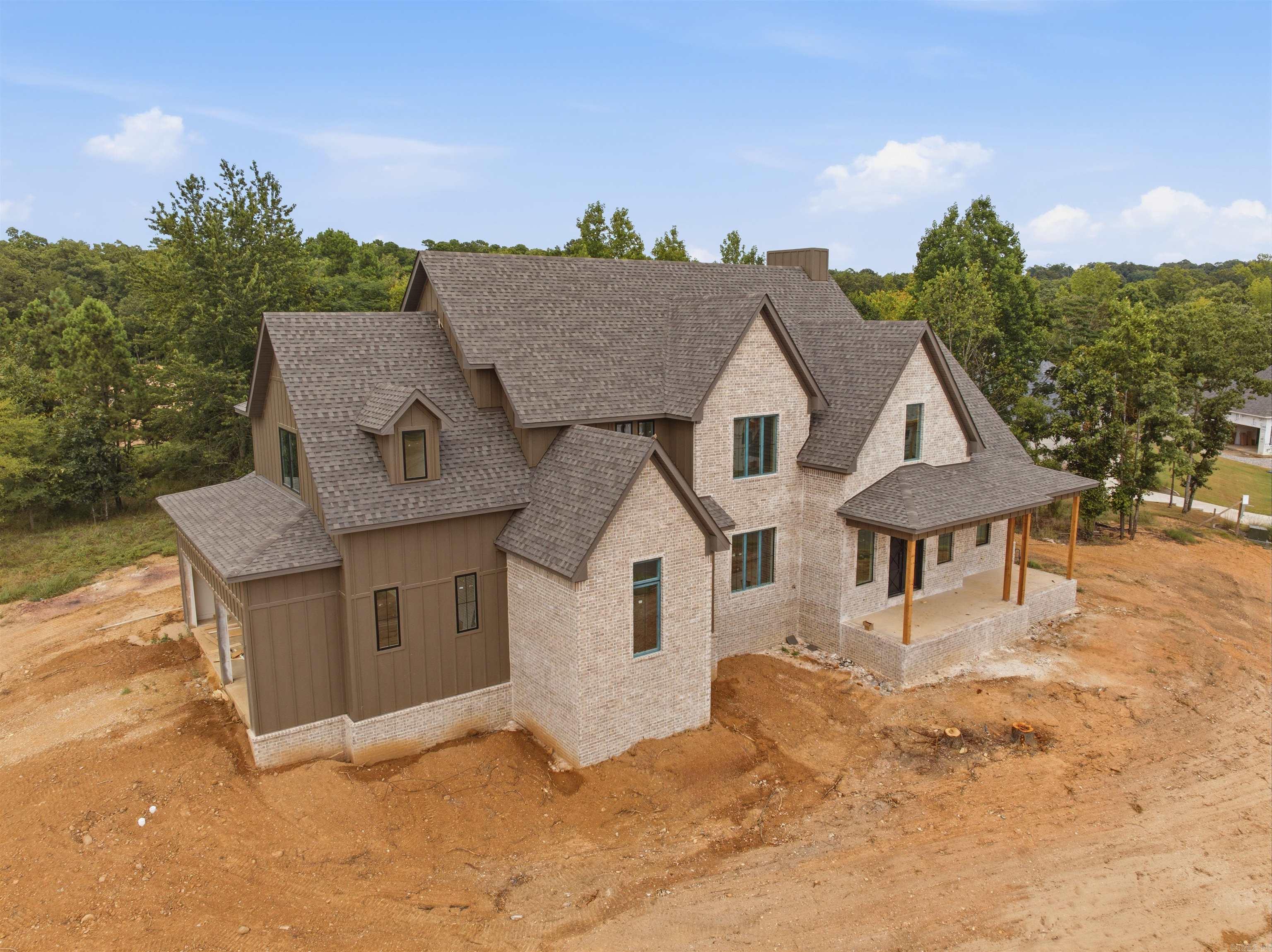 904 Cimarron Cove Property Photo 3