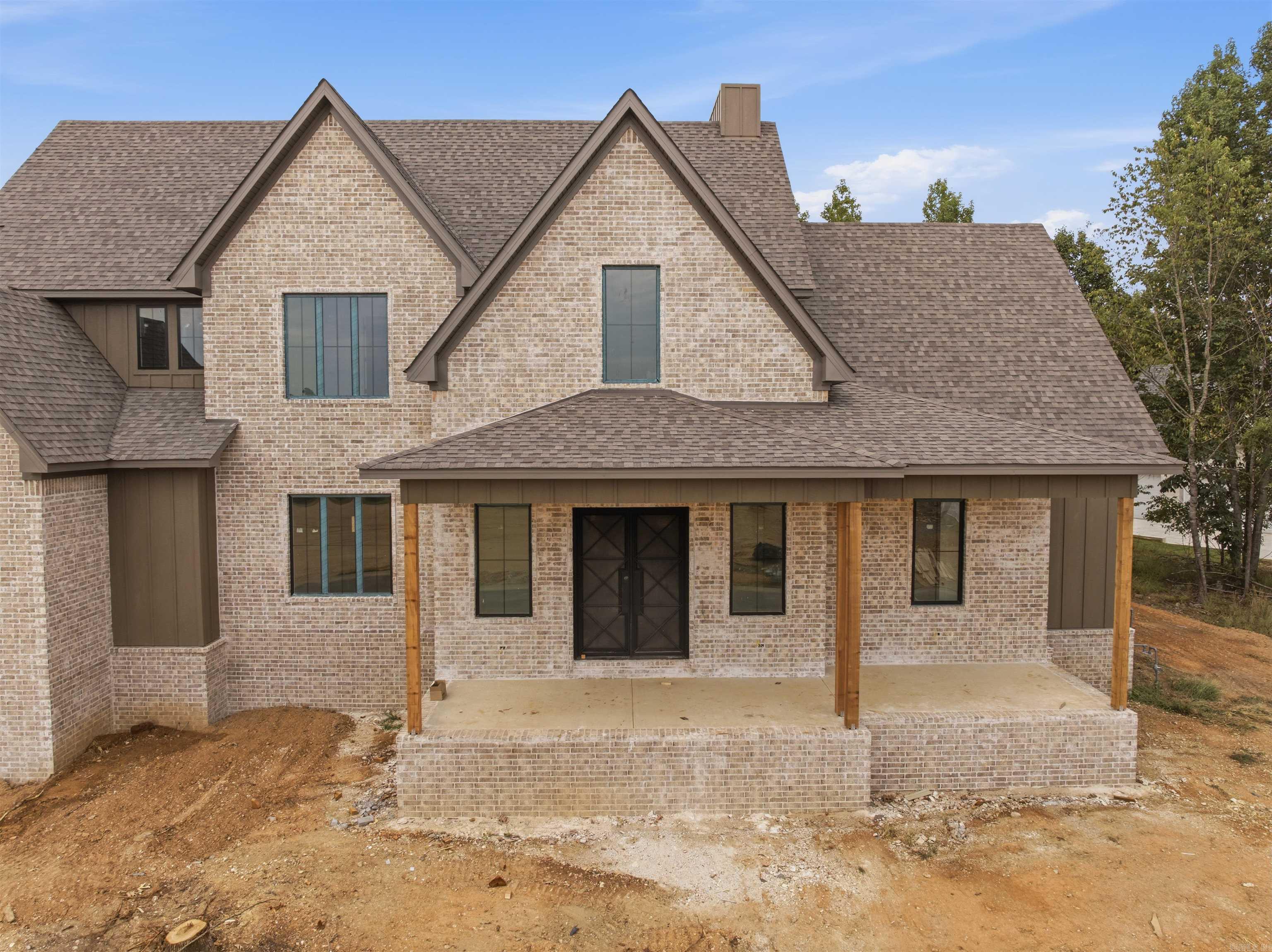 904 Cimarron Cove Property Photo 4