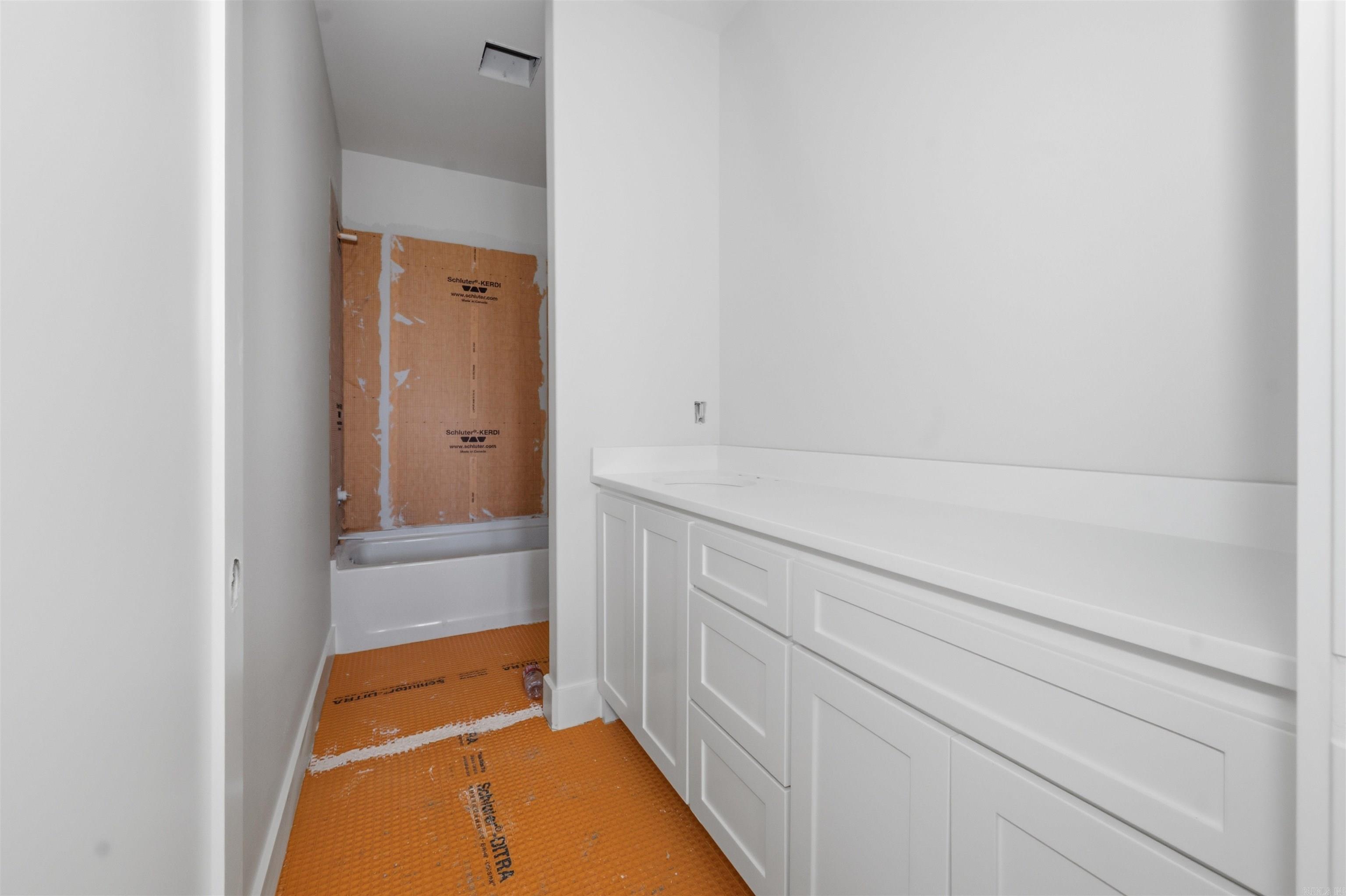 904 Cimarron Cove Property Photo 40