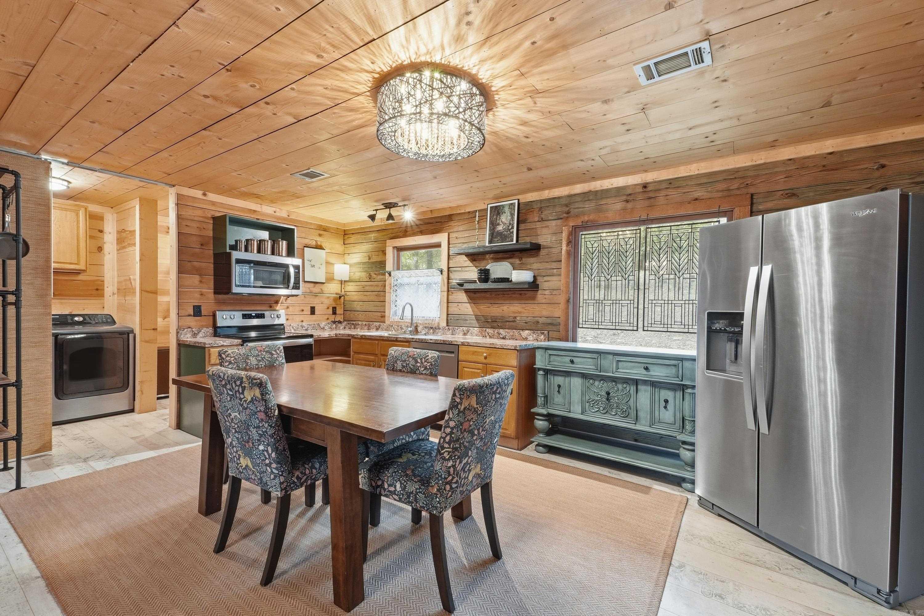 360 Shore Drive Property Photo 17