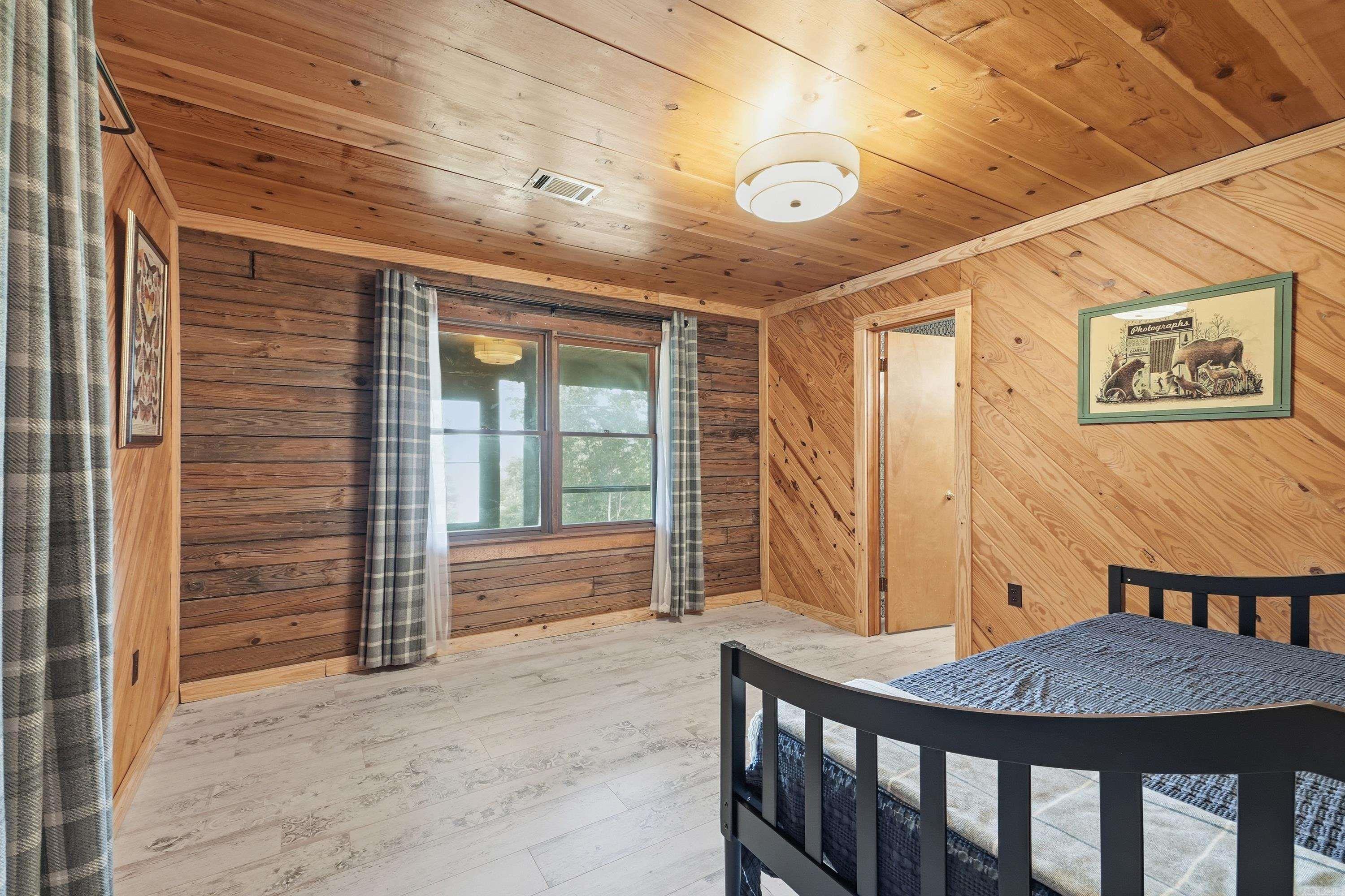 360 Shore Drive Property Photo 33