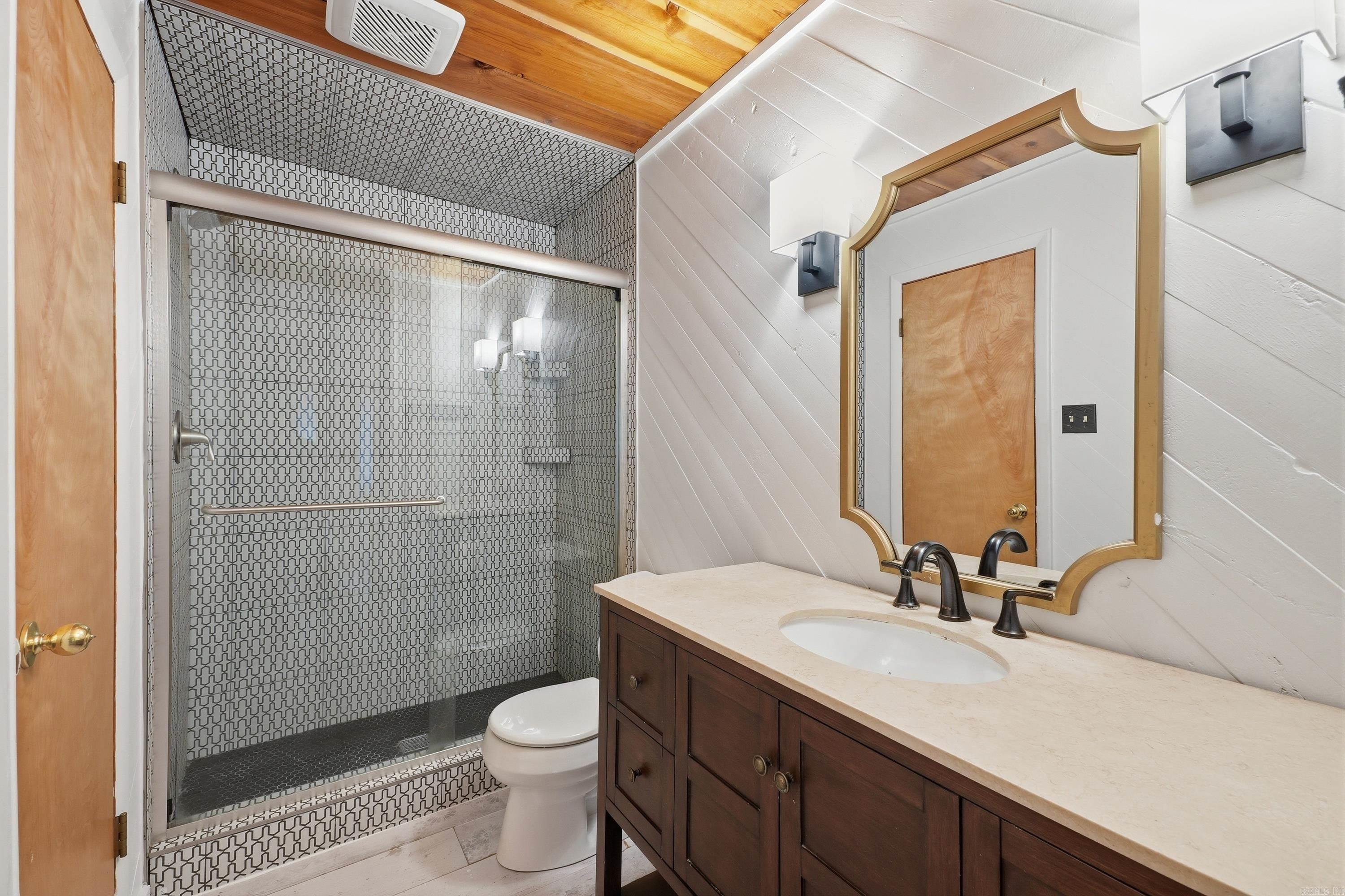 360 Shore Drive Property Photo 36