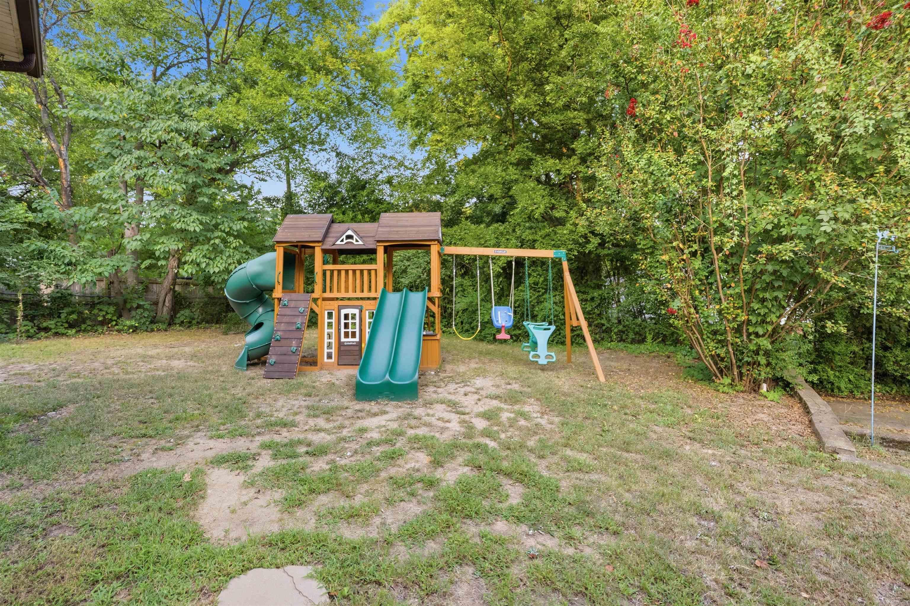 705 Oakwood Drive Property Photo 23