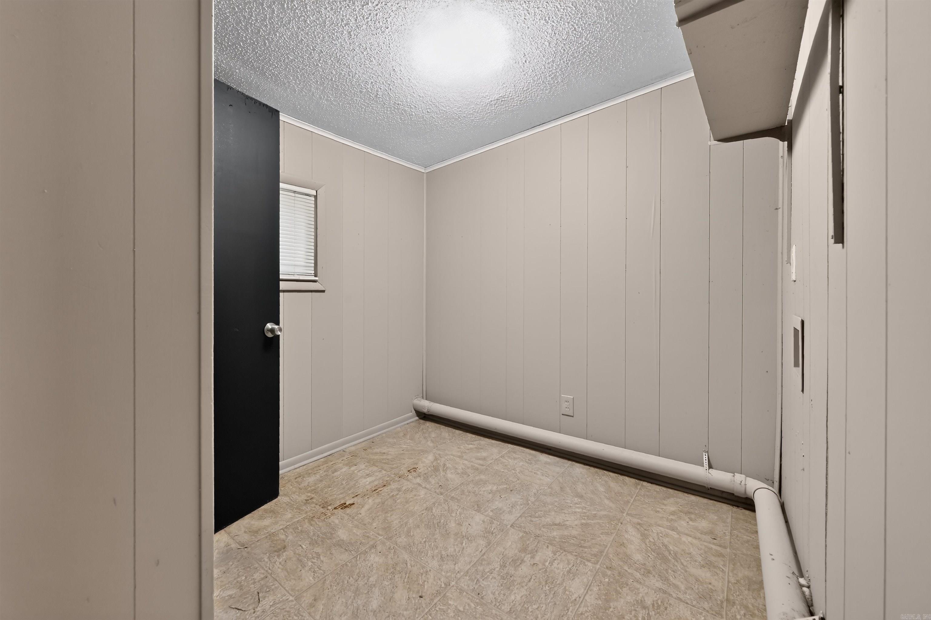 14 Greenway Drive Property Photo 12