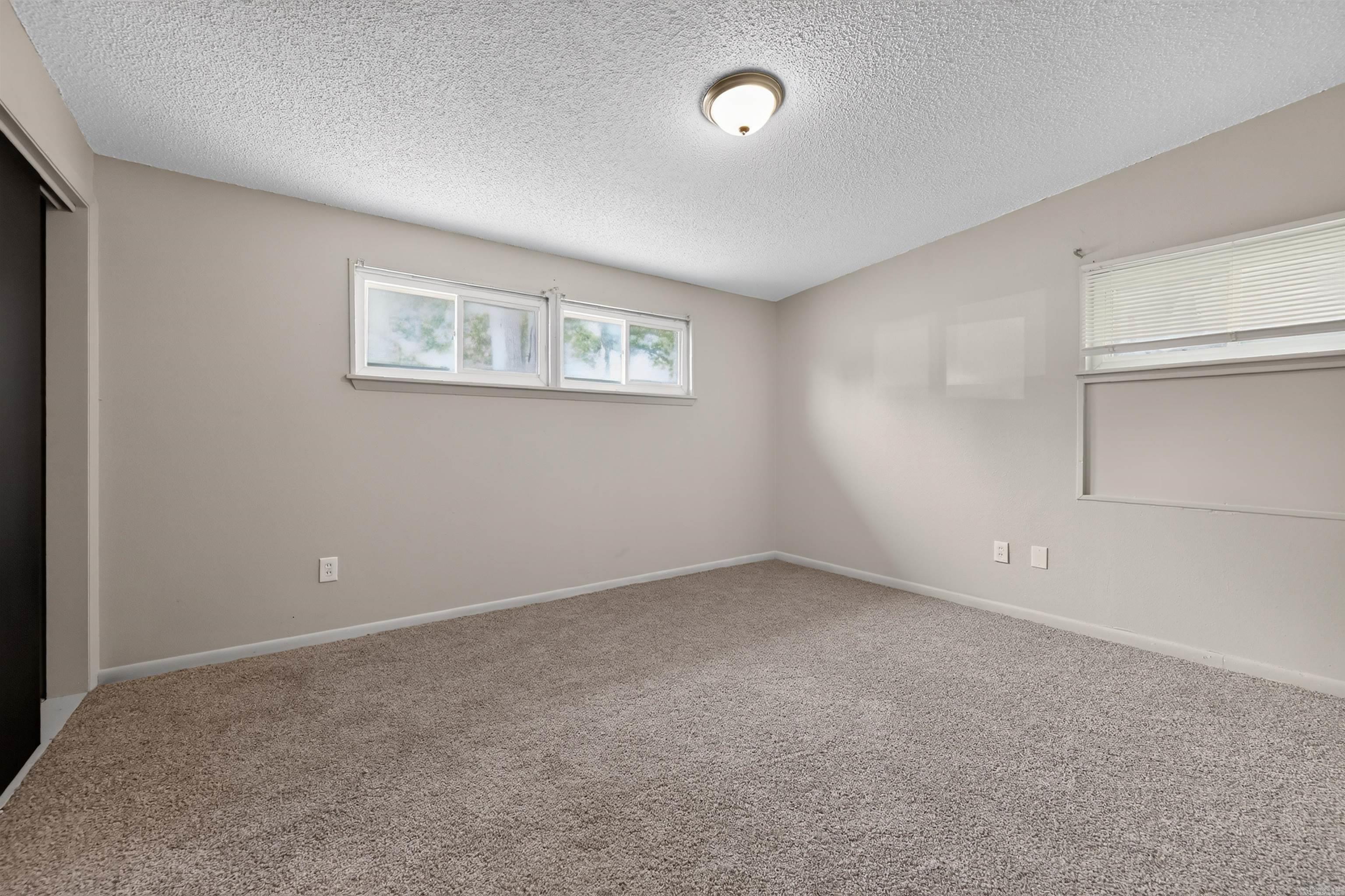 14 Greenway Drive Property Photo 24