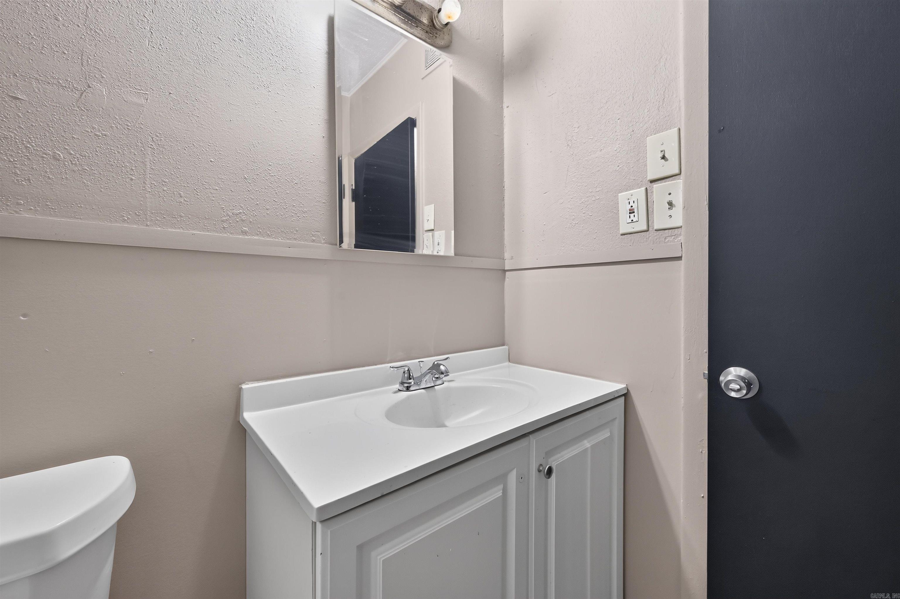 14 Greenway Drive Property Photo 32