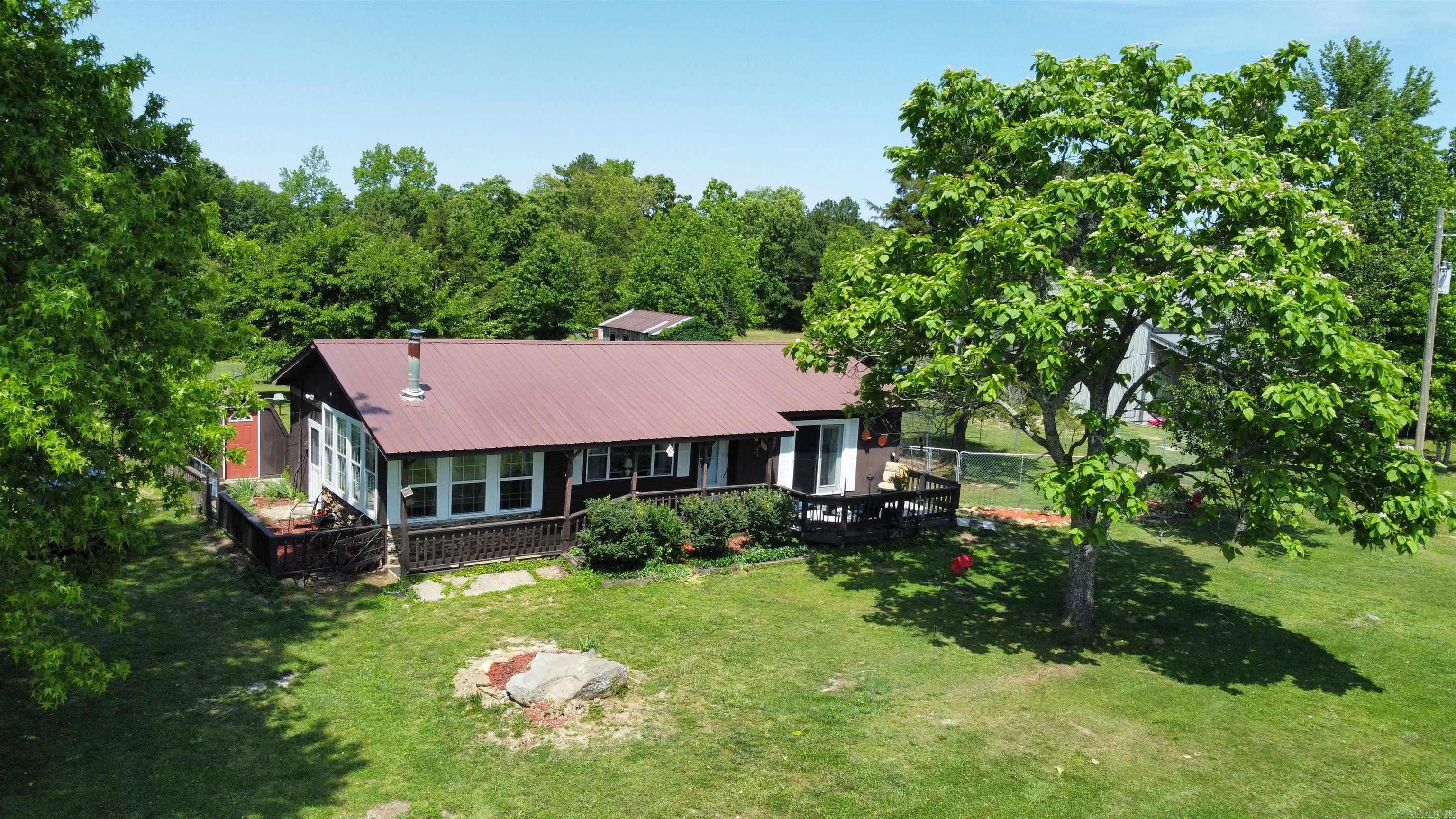 3109 Red River Road Property Photo 1