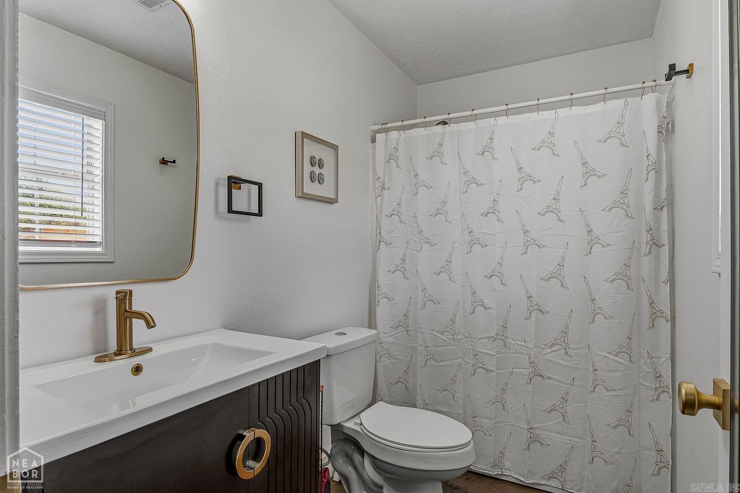 1101 Roberts Drive Property Photo 15