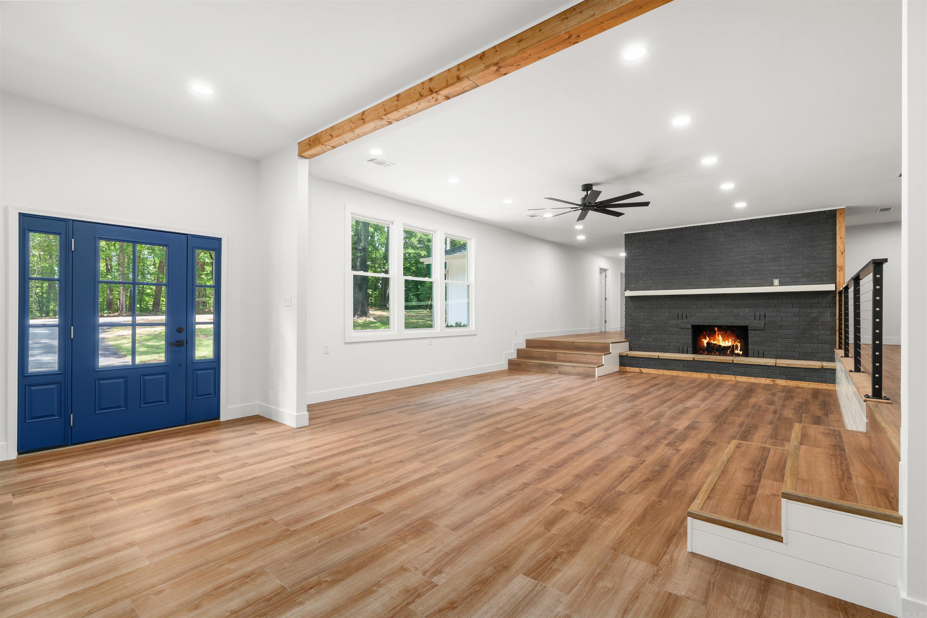 675 Bayshore Drive Property Photo 9