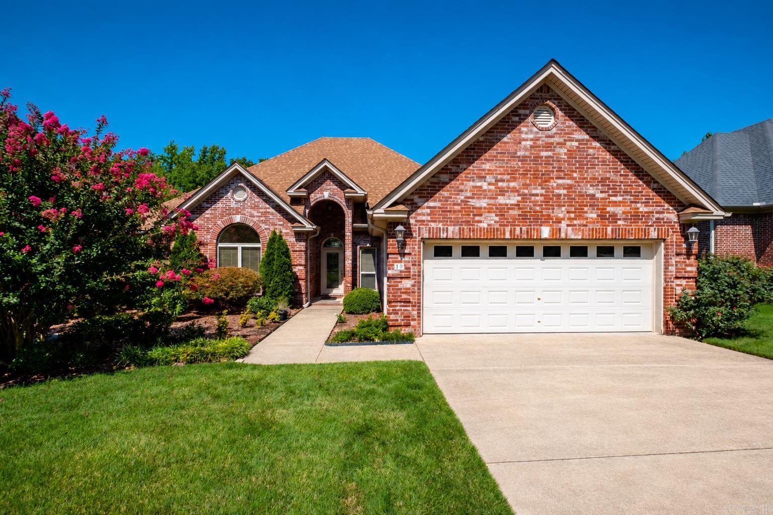 10 Chemin Court Property Photo 1