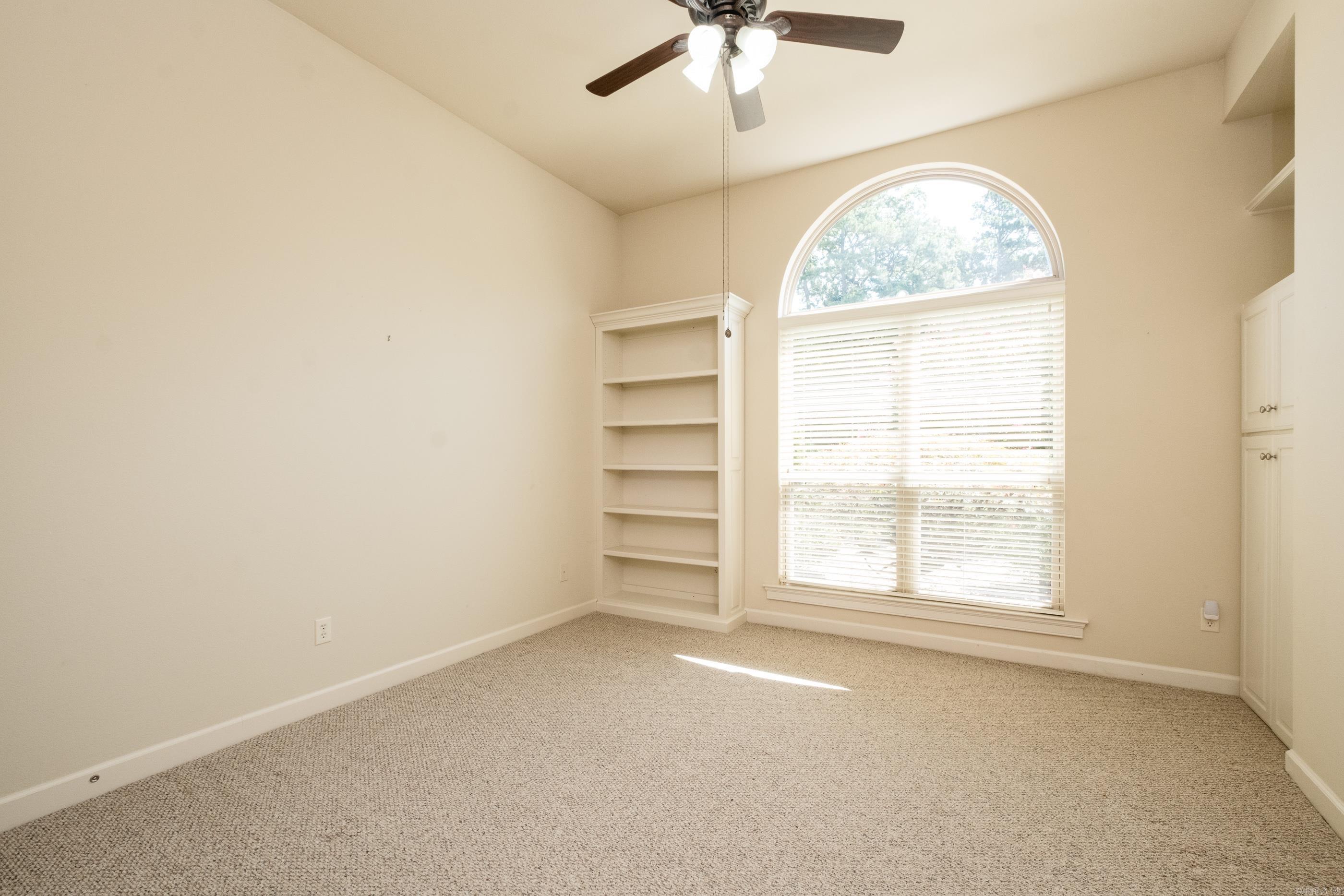 10 Chemin Court Property Photo 34