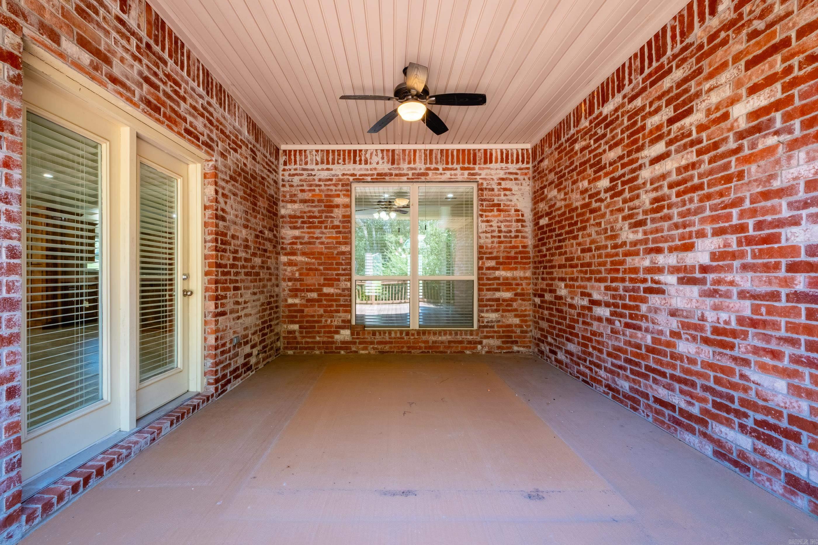 10 Chemin Court Property Photo 40