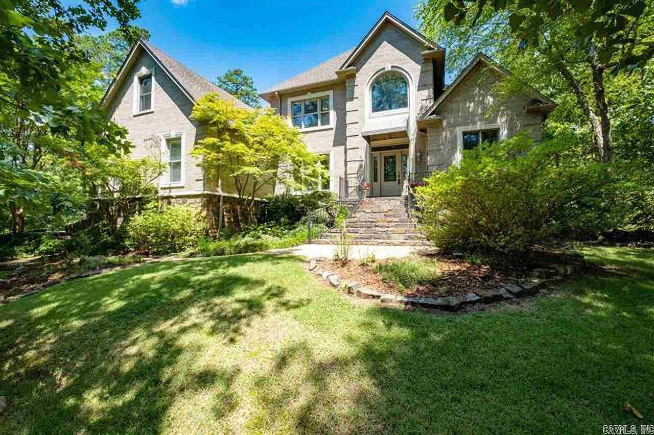 13 Somersett Dr Property Photo 1