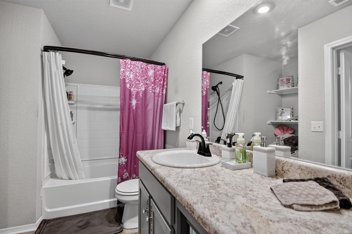 12152 Duck Creek Drive Property Photo 20