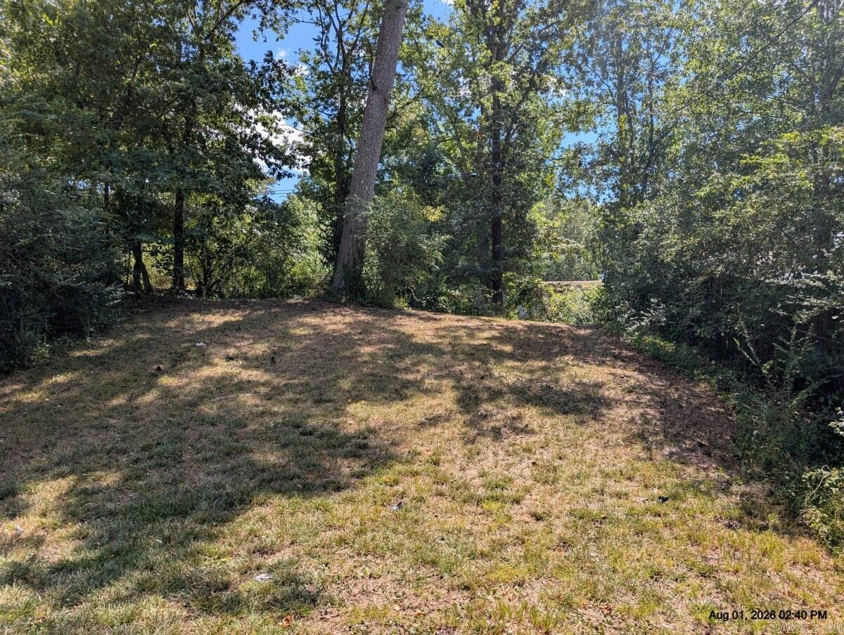 27 Glendale Property Photo 3