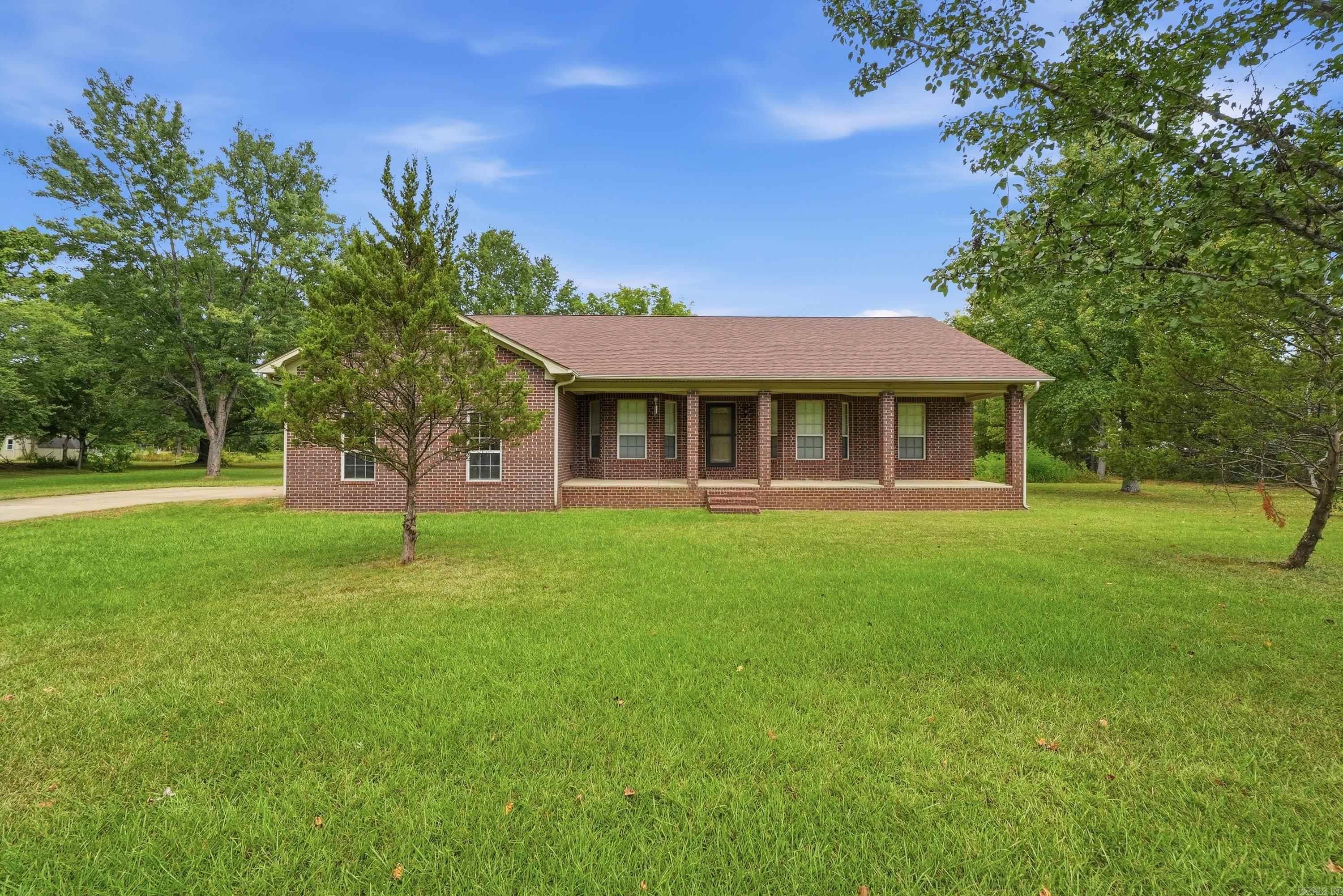 2950 Pheasant Road Property Photo 2