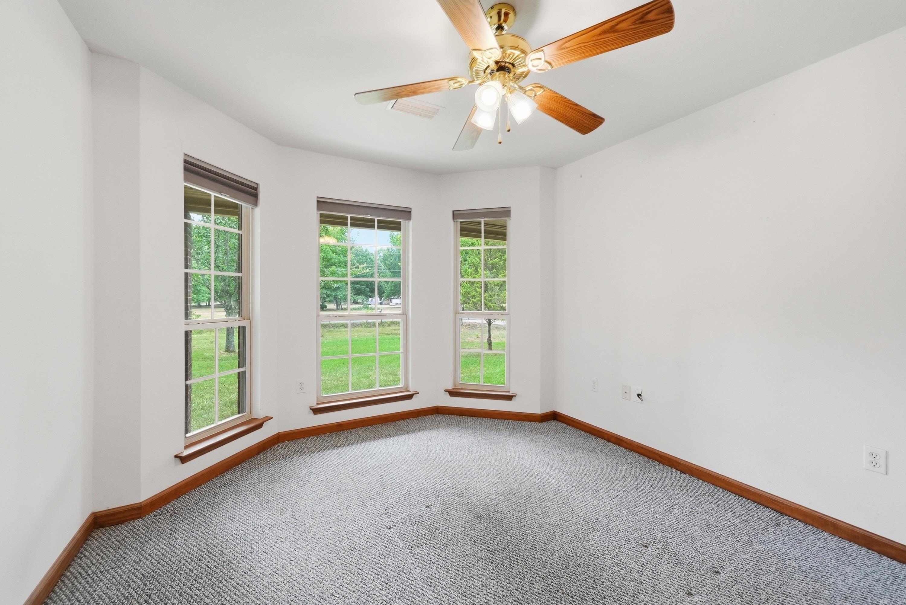 2950 Pheasant Road Property Photo 13