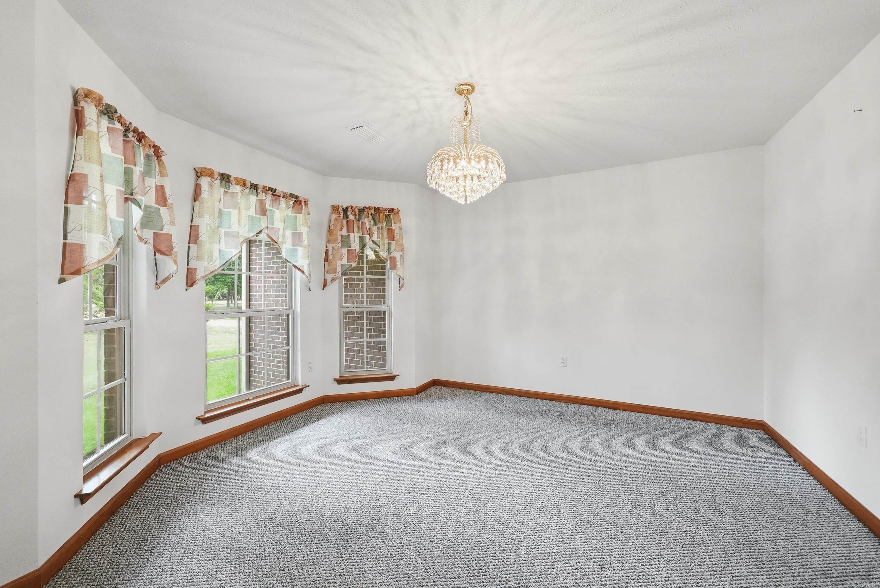 2950 Pheasant Road Property Photo 17
