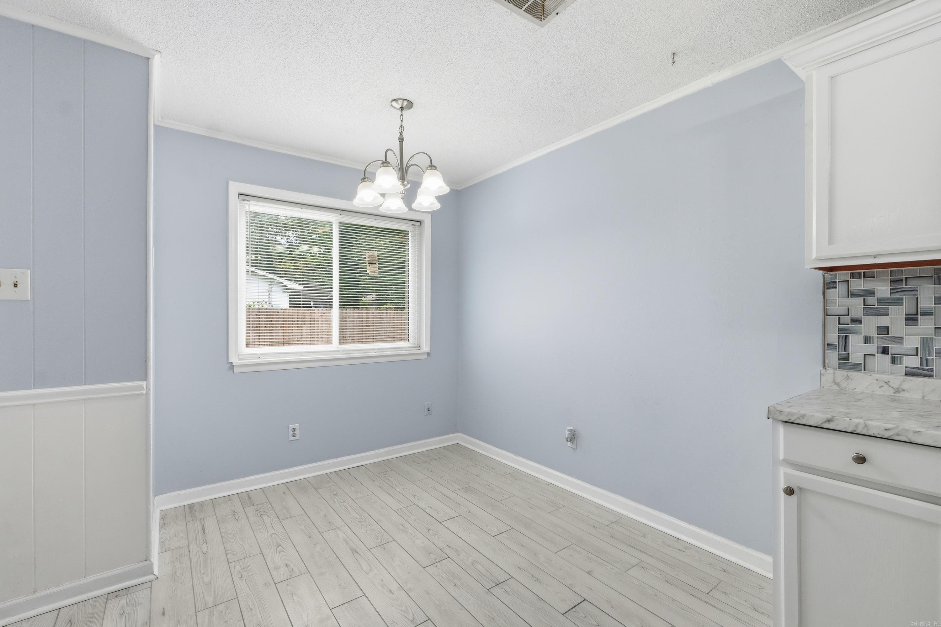 6108 Woodview Dr Property Photo 6