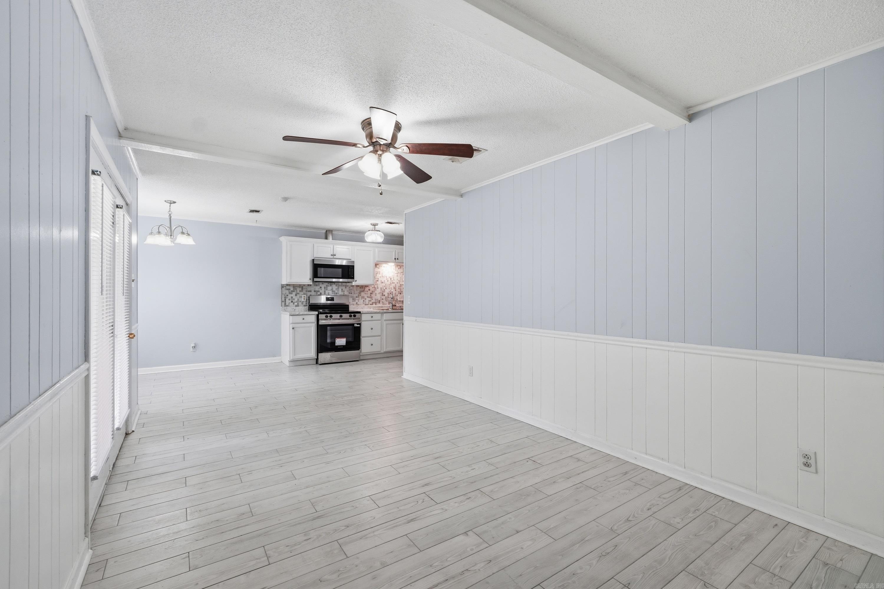 6108 Woodview Dr Property Photo 16