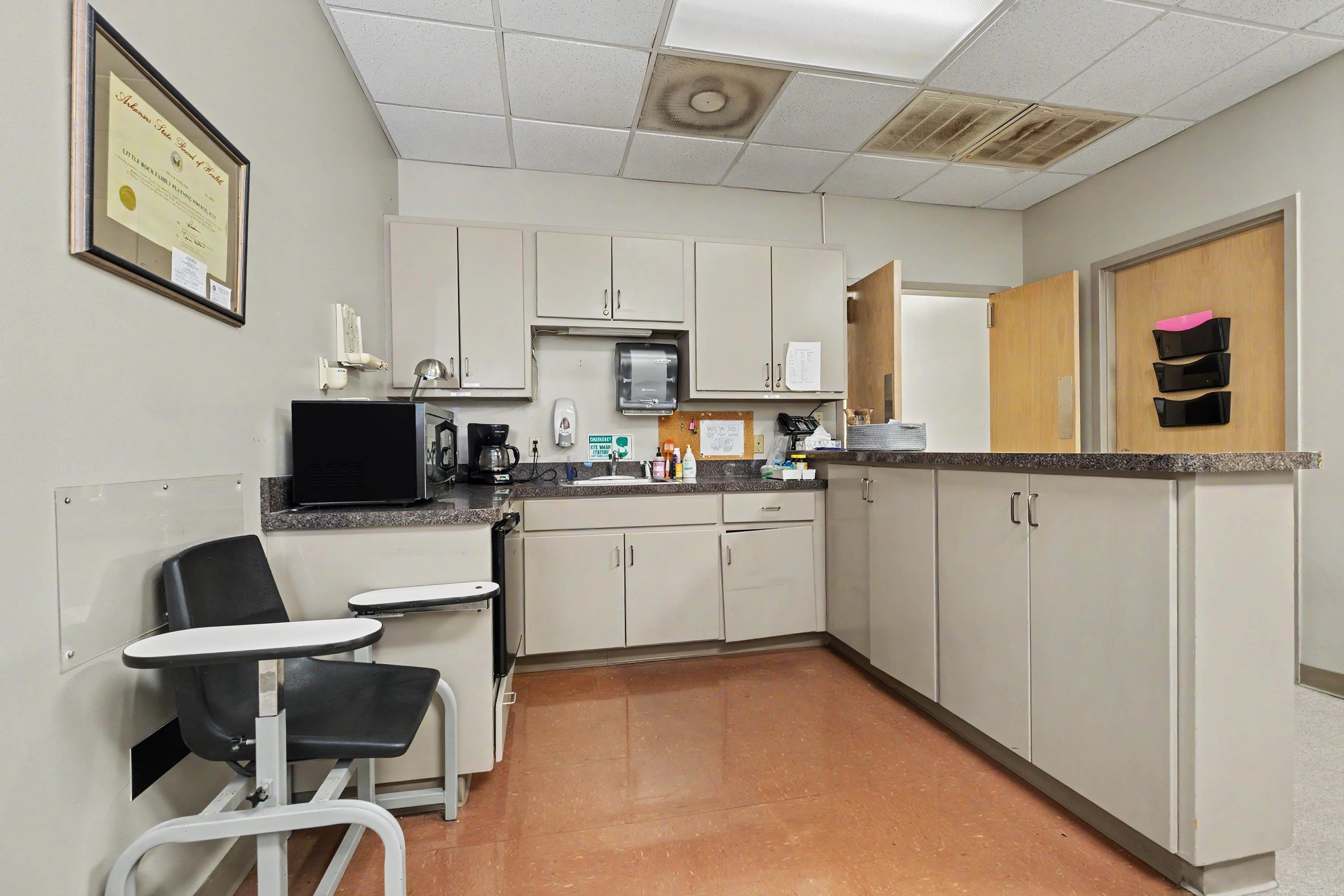 4 Office Park Property Photo 5