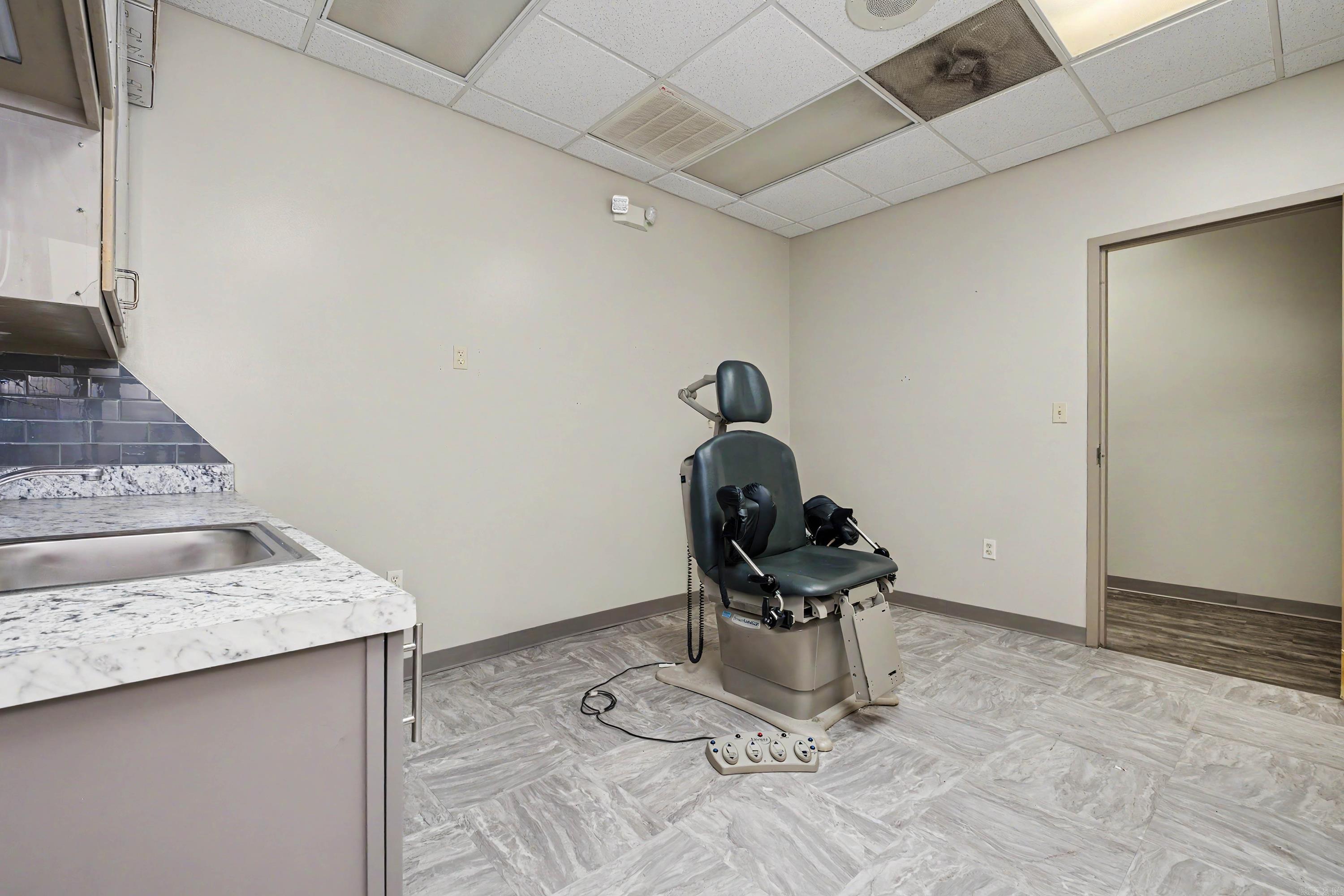 4 Office Park Property Photo 16