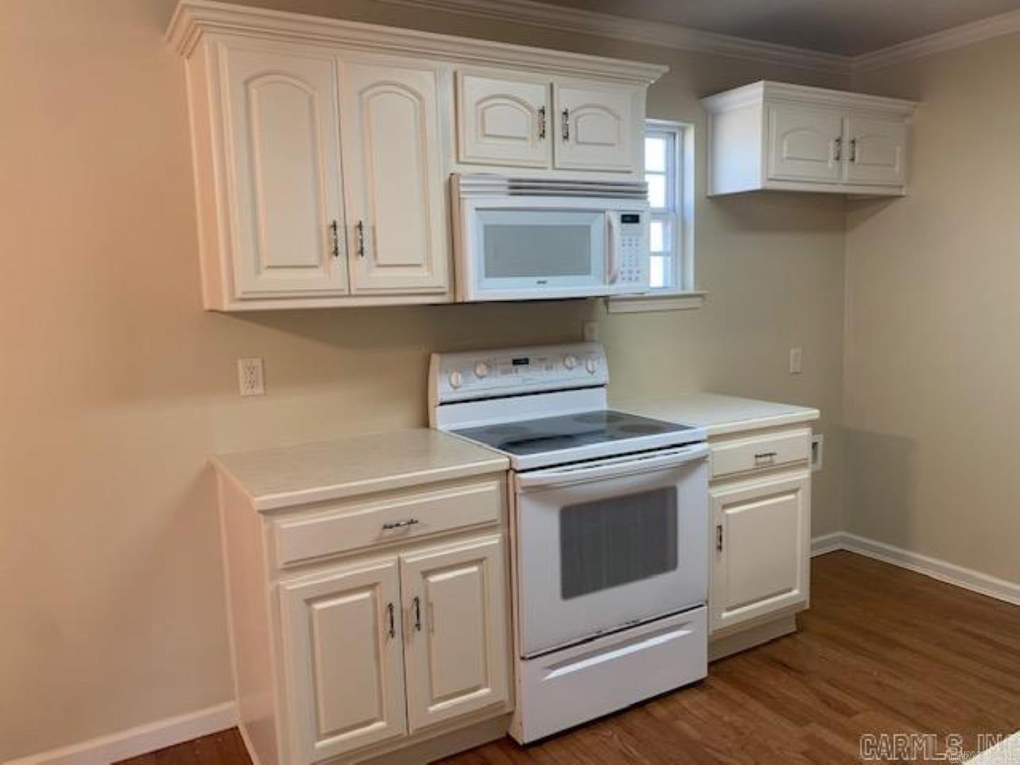 27 Broadmoor Property Photo 8
