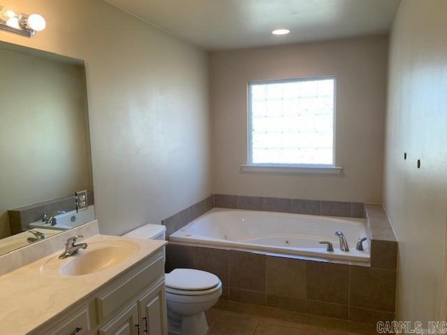27 Broadmoor Property Photo 15