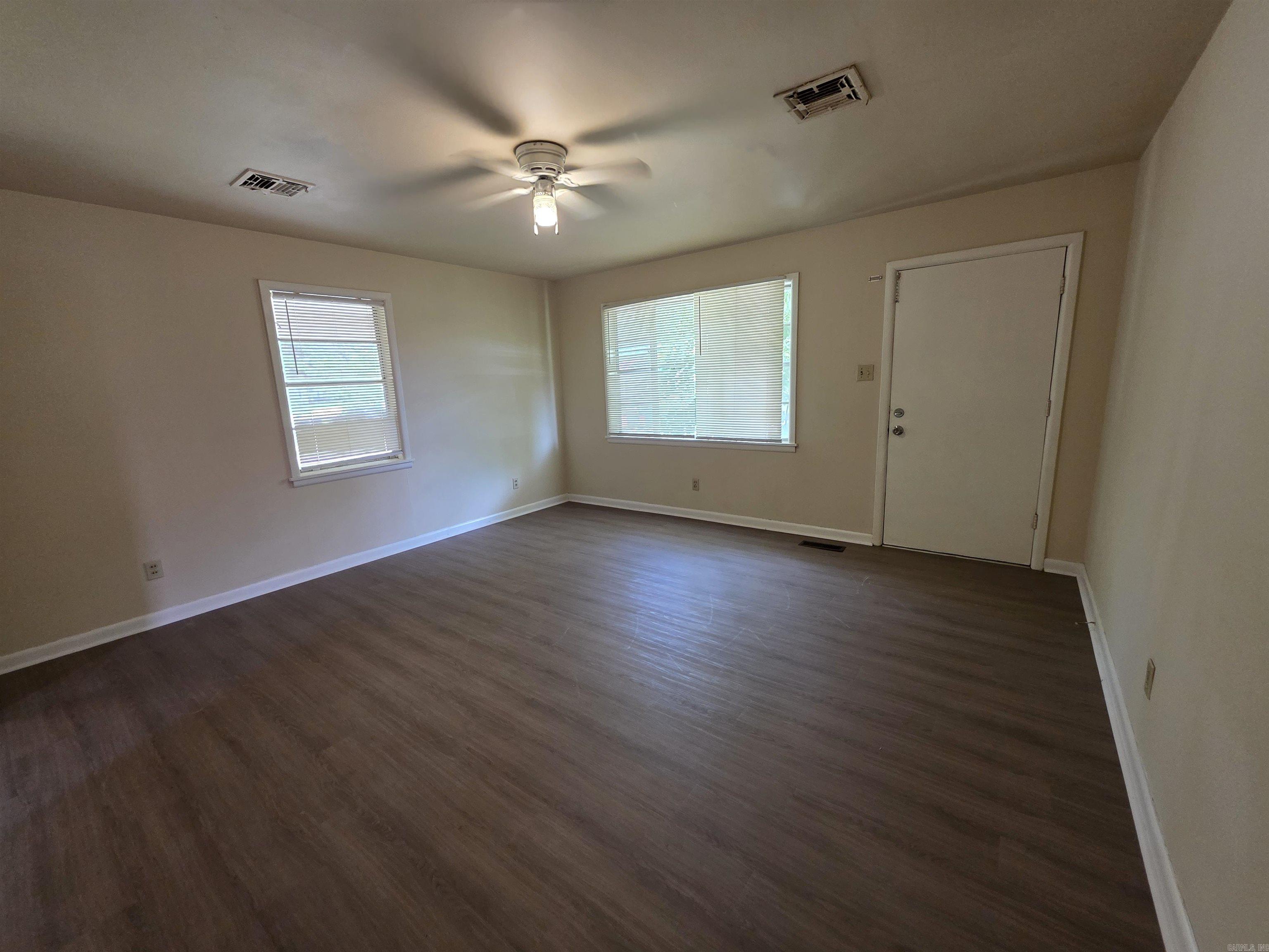 7524 Shady Grove Road Property Photo 2
