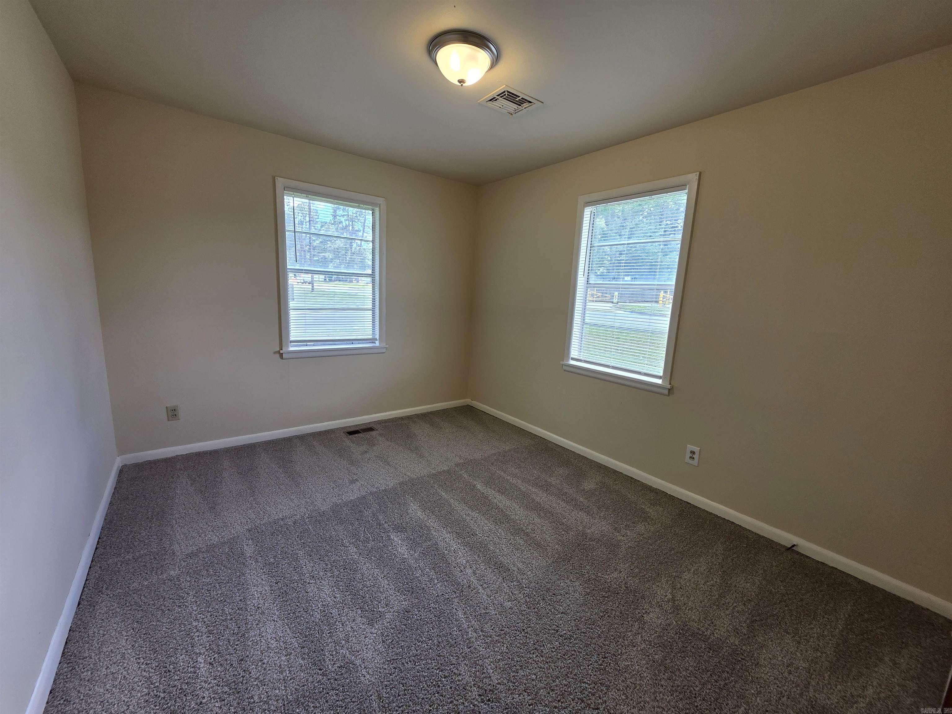 7524 Shady Grove Road Property Photo 4