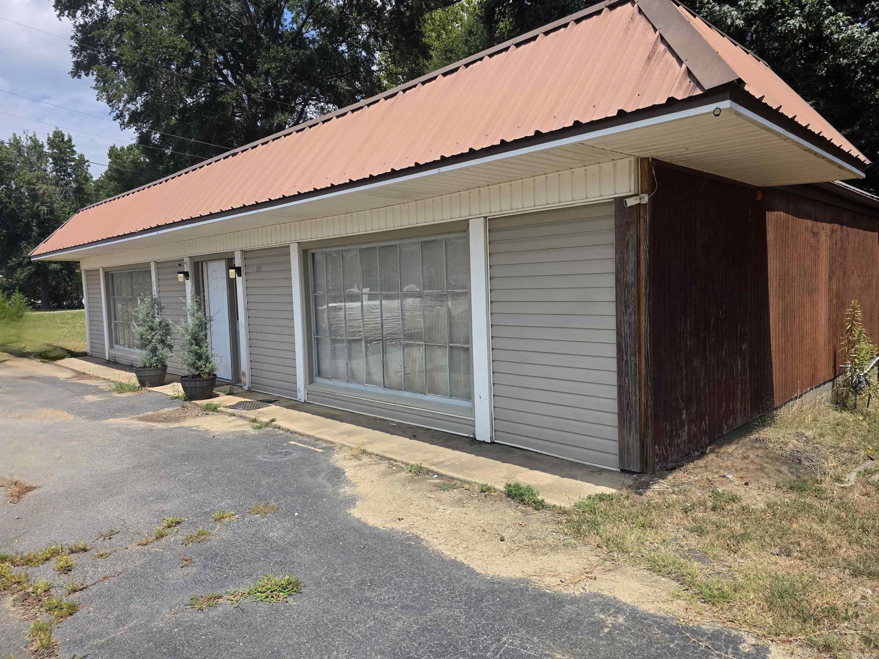 7524 Shady Grove Road Property Photo 15