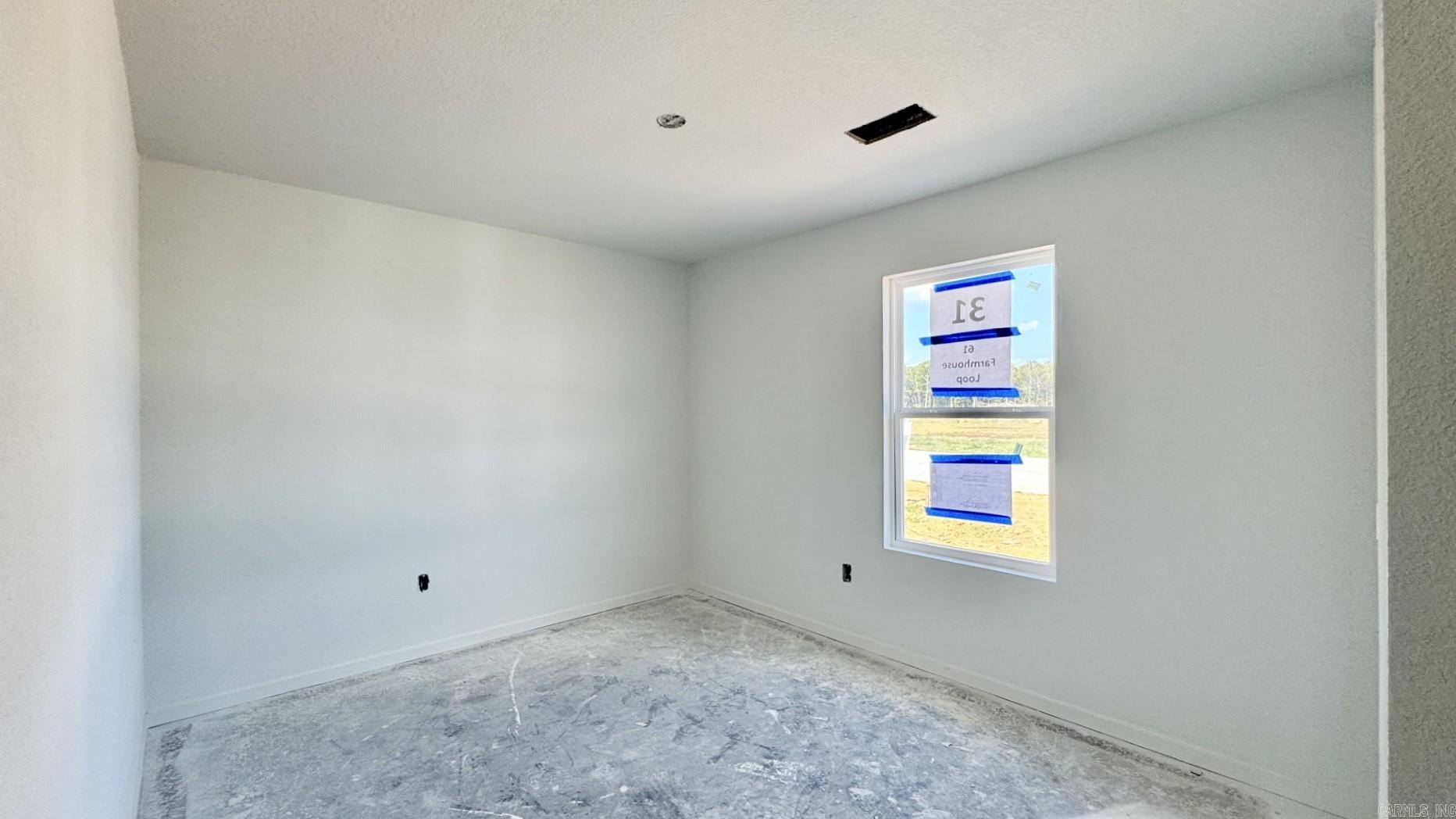 61 Farmhouse Loop Property Photo 9