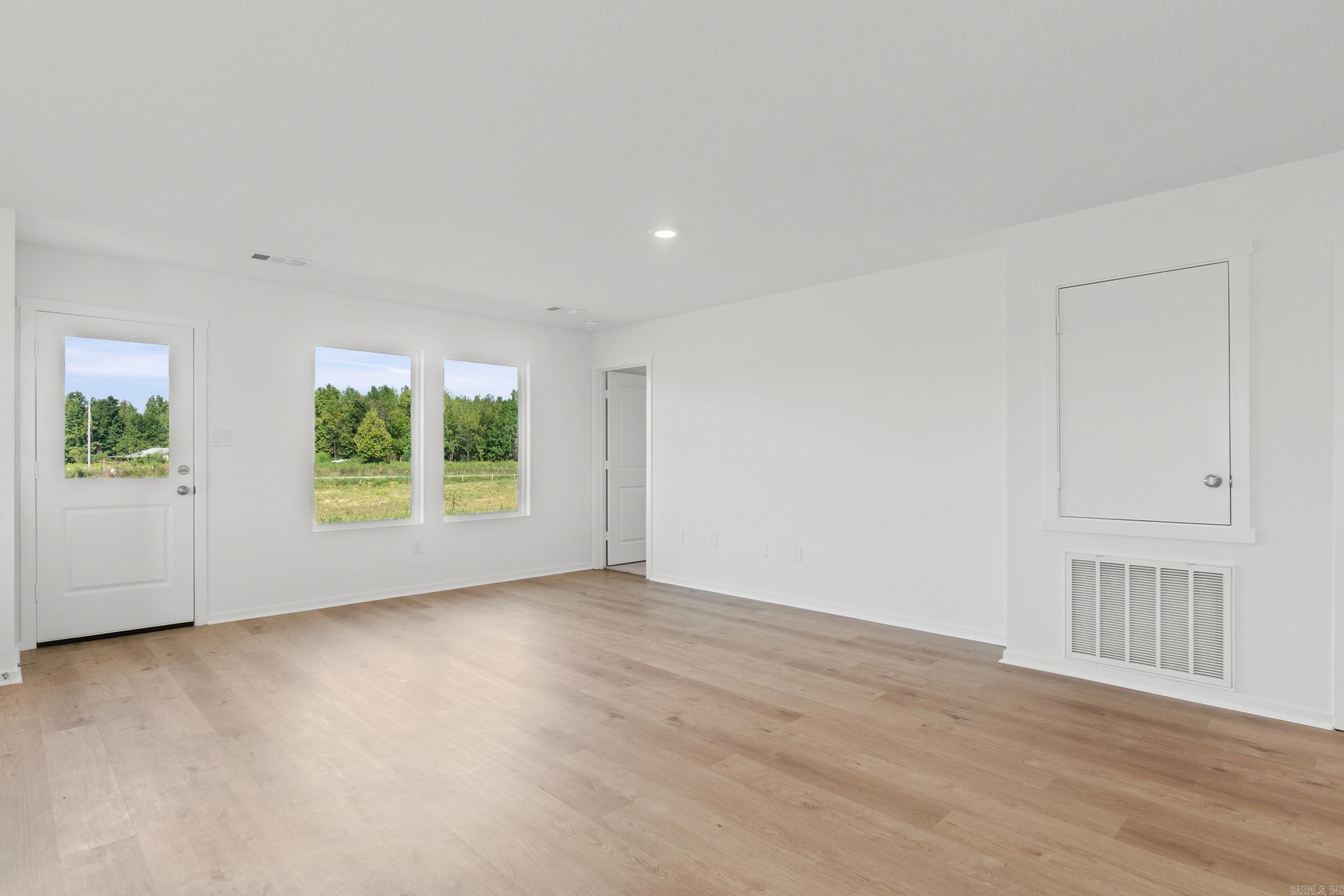 61 Farmhouse Loop Property Photo 10