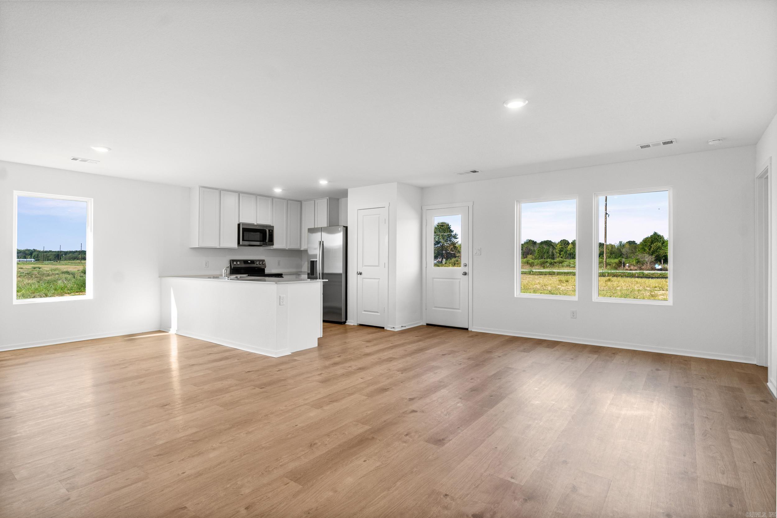 61 Farmhouse Loop Property Photo 11