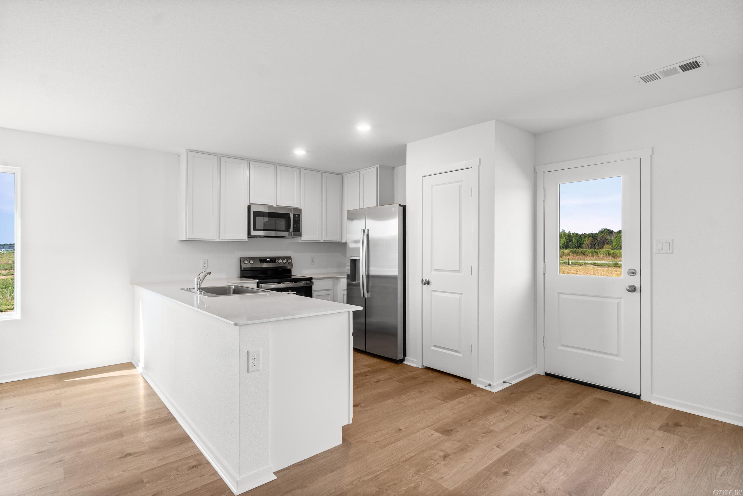 61 Farmhouse Loop Property Photo 12
