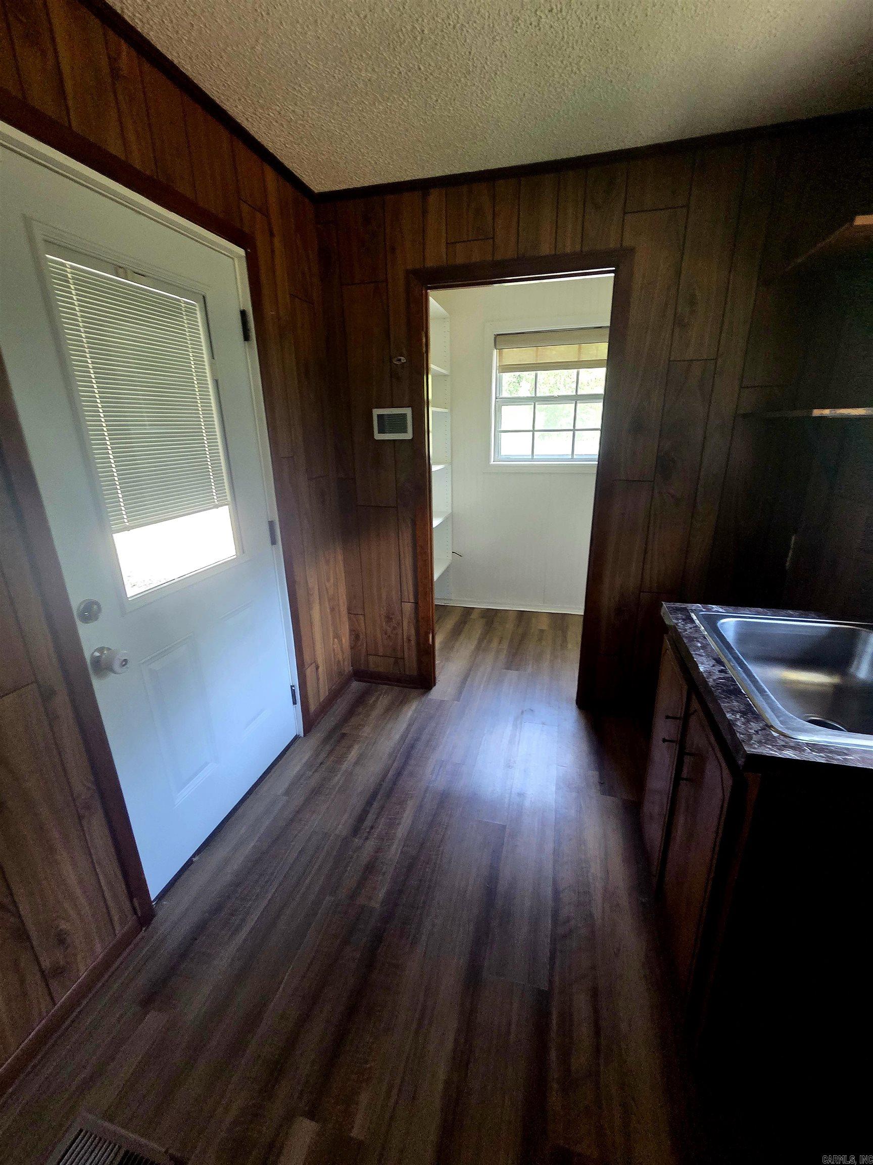 119 County Road 137 Property Photo 5