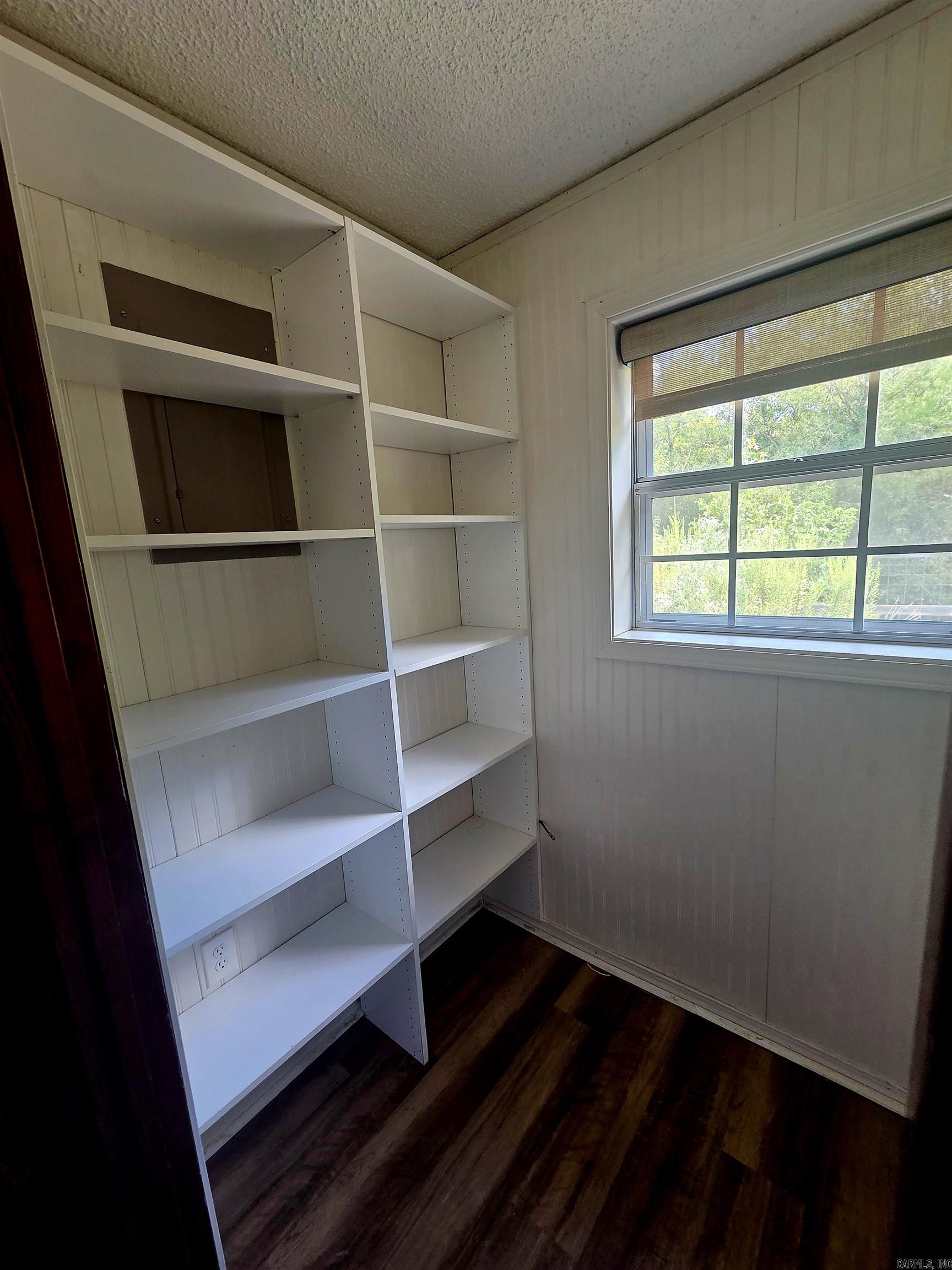 119 County Road 137 Property Photo 6