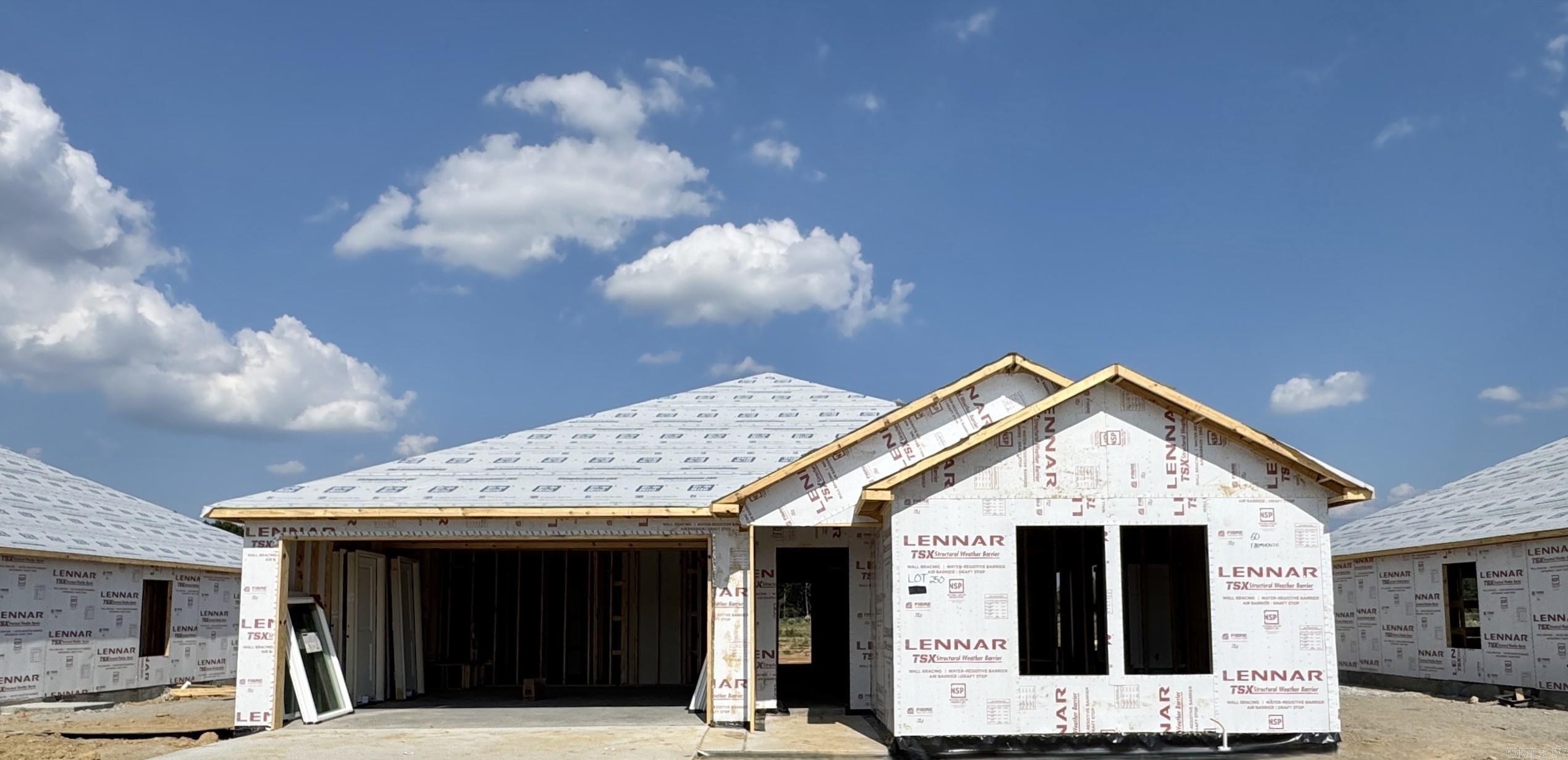 60 Farmhouse Loop Property Photo 1