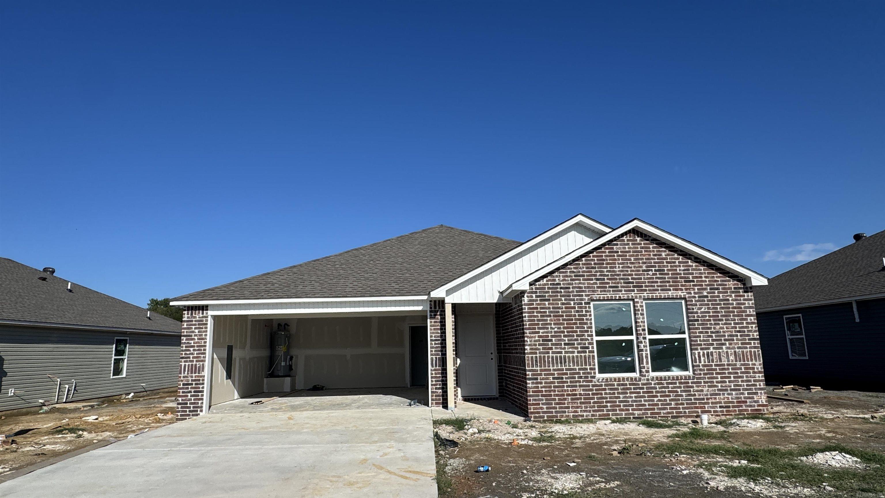 60 Farmhouse Loop Property Photo 1