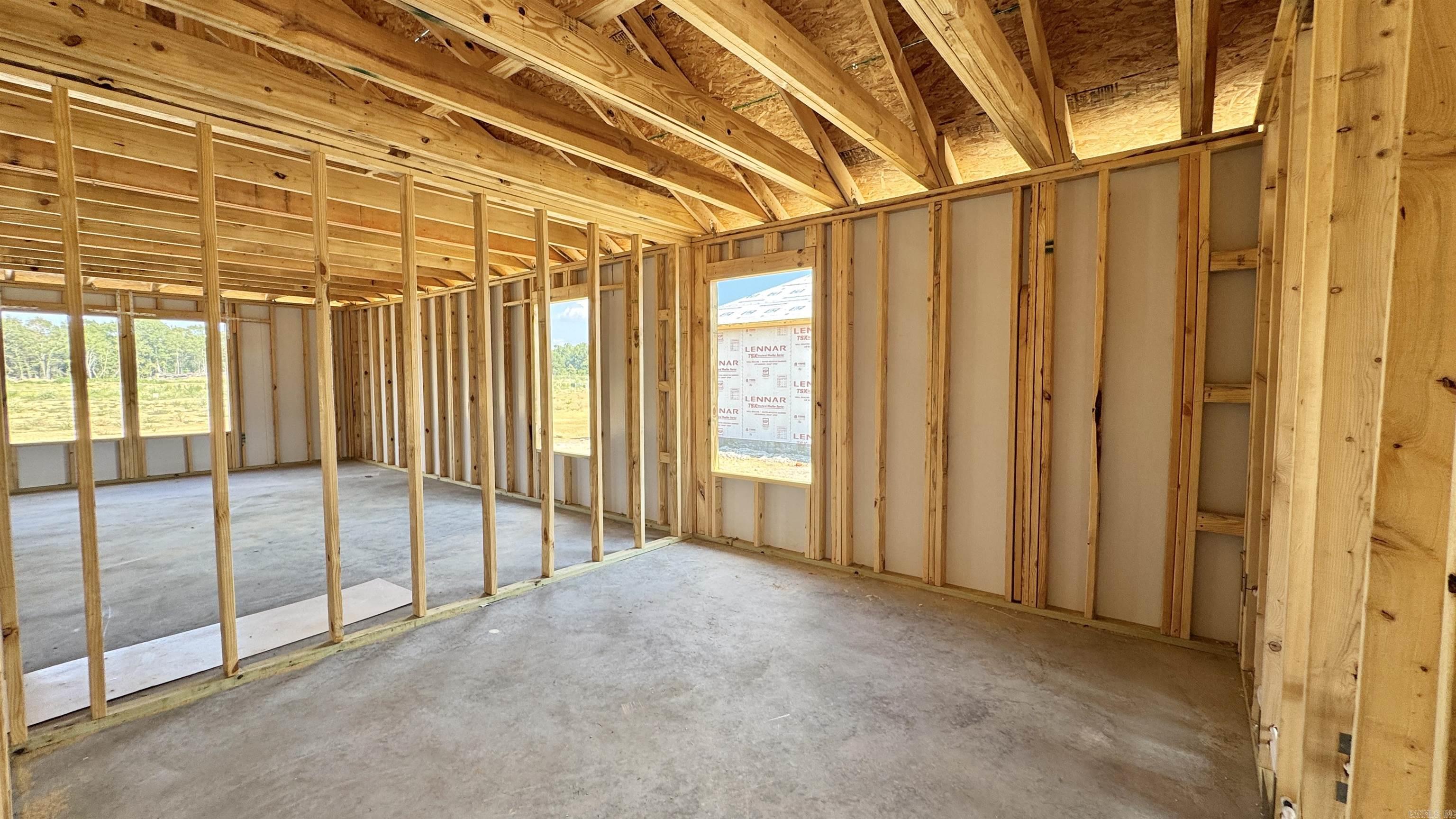 60 Farmhouse Loop Property Photo 4