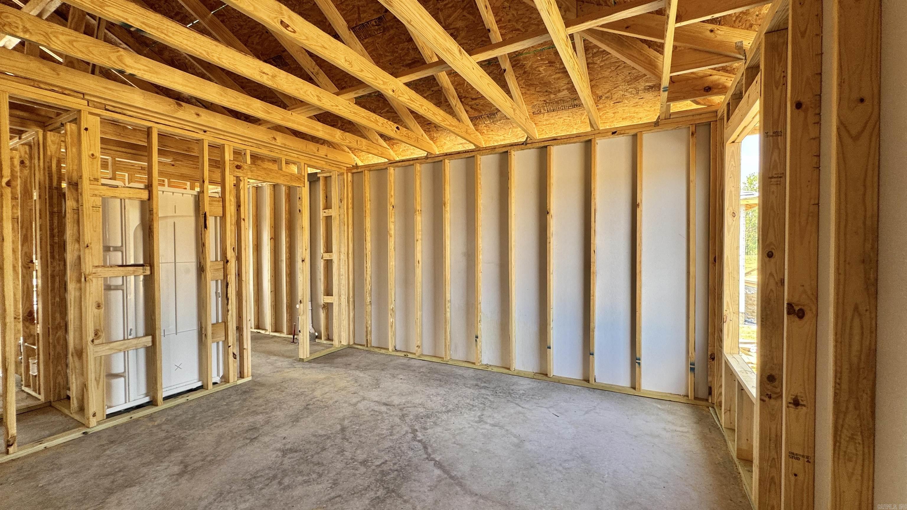 60 Farmhouse Loop Property Photo 5